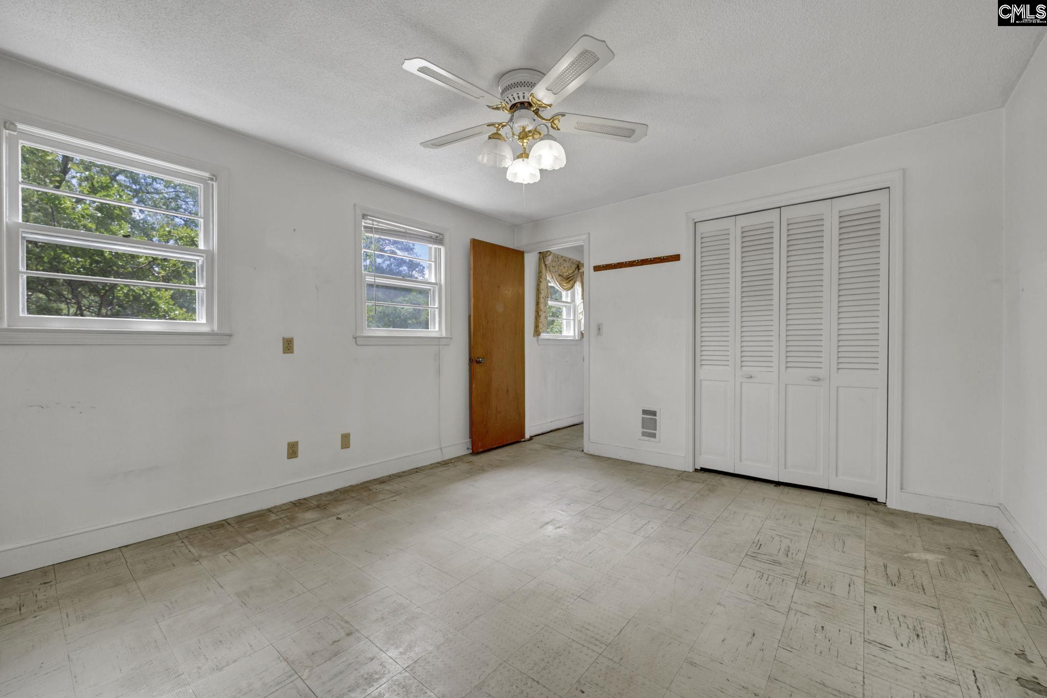 Columbia, South Carolina 29204, United States, 4 Bedrooms Bedrooms, ,3 BathroomsBathrooms,Residential,Pending,58826