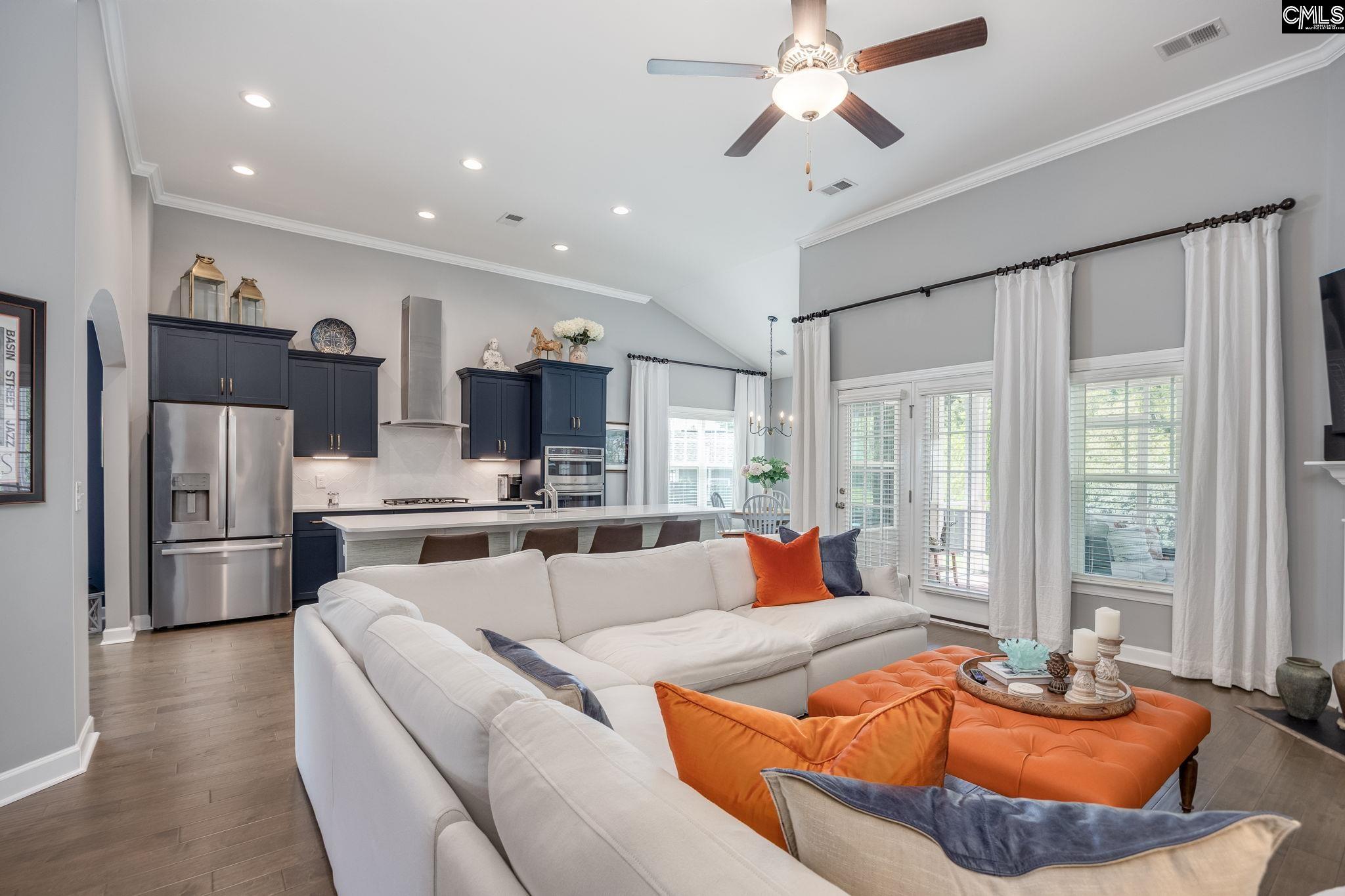 709 Ruskin Drive - Photo 2