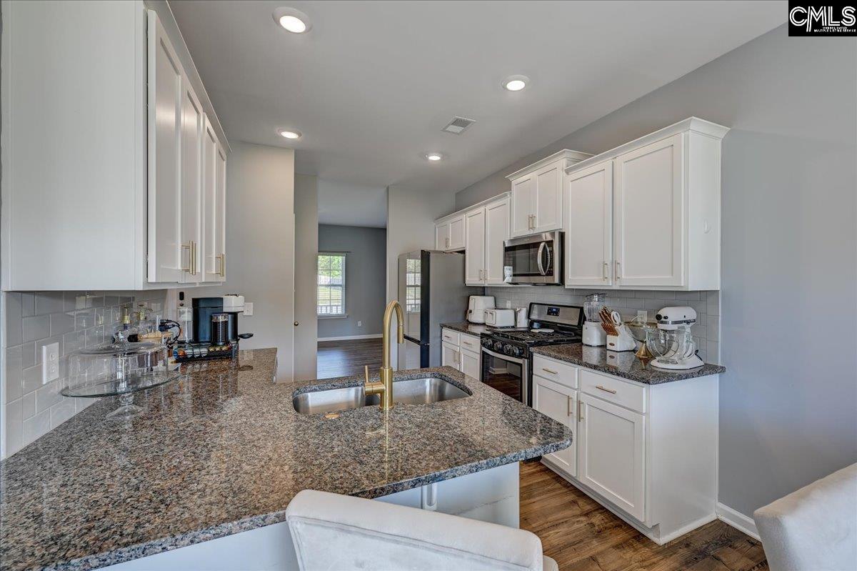 Lexington, South Carolina 29072, United States, 5 Bedrooms Bedrooms, ,3 BathroomsBathrooms,Residential,Active,106549