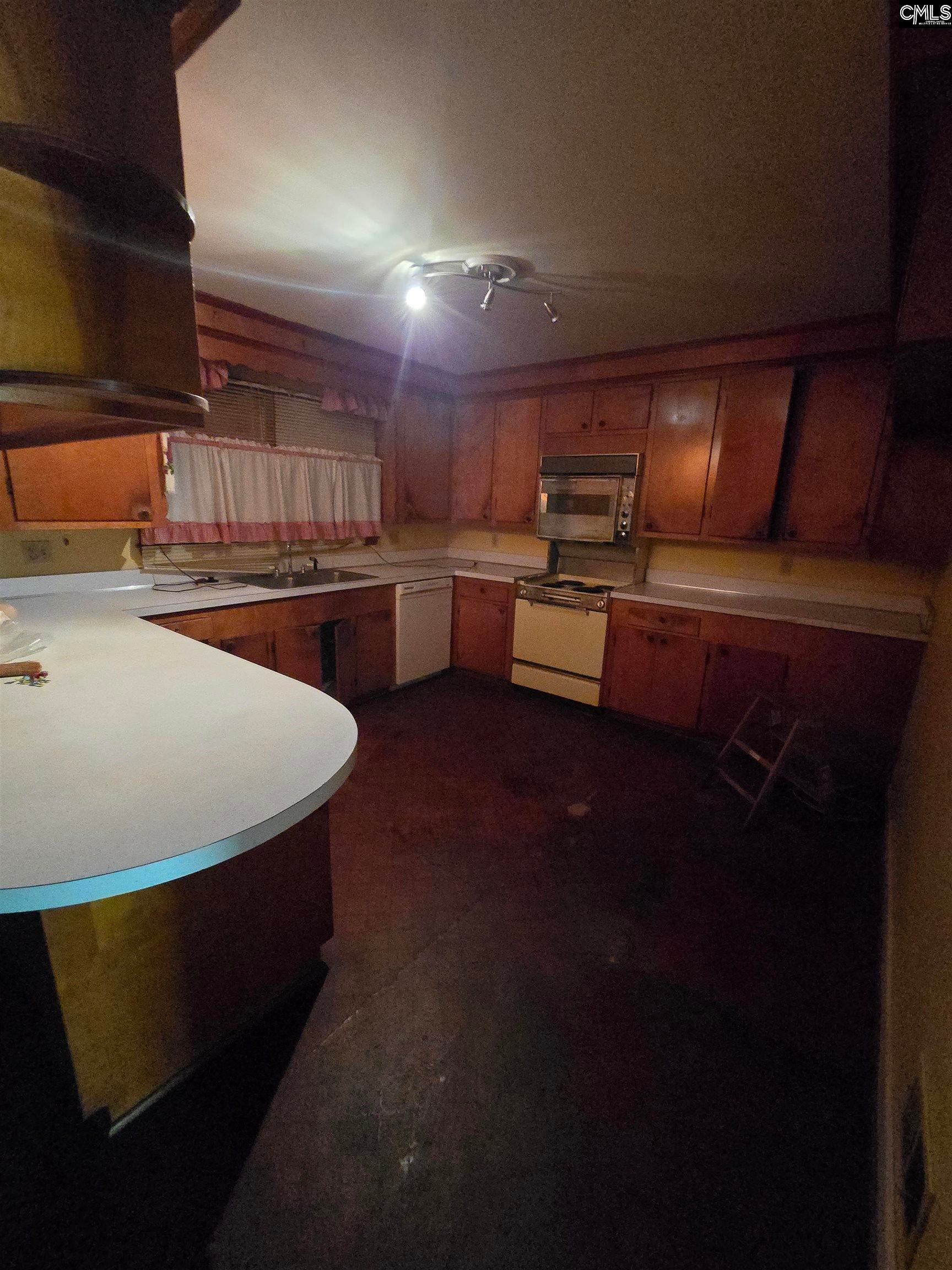 3800 Wellesley Drive