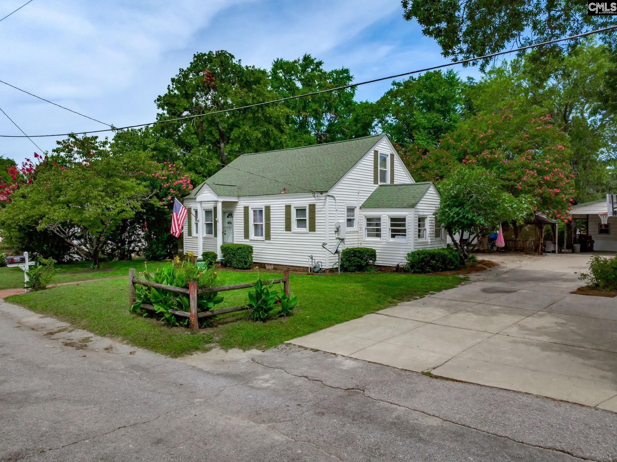 1806 2nd Avenue - Photo 2