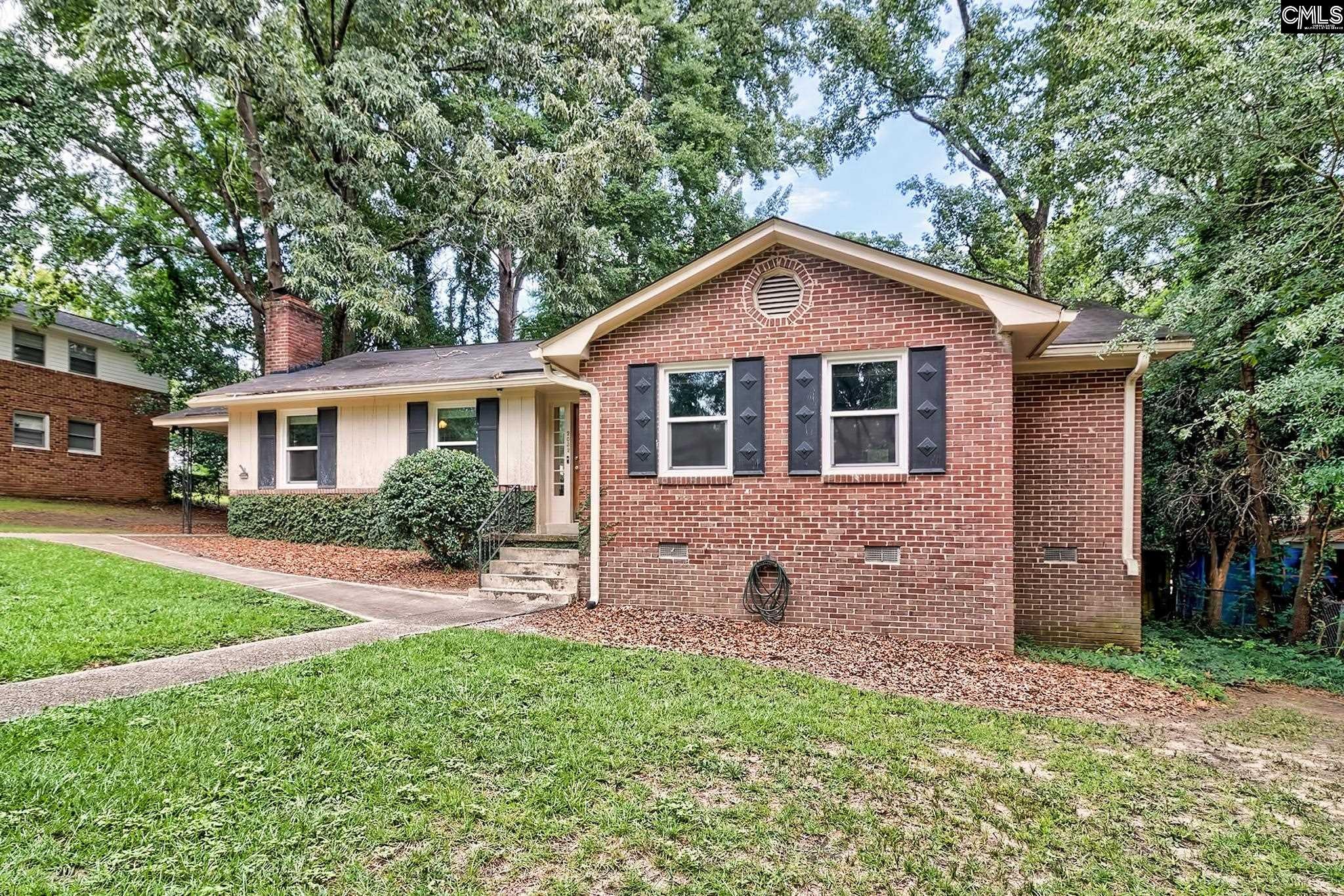 2032 Robin Road