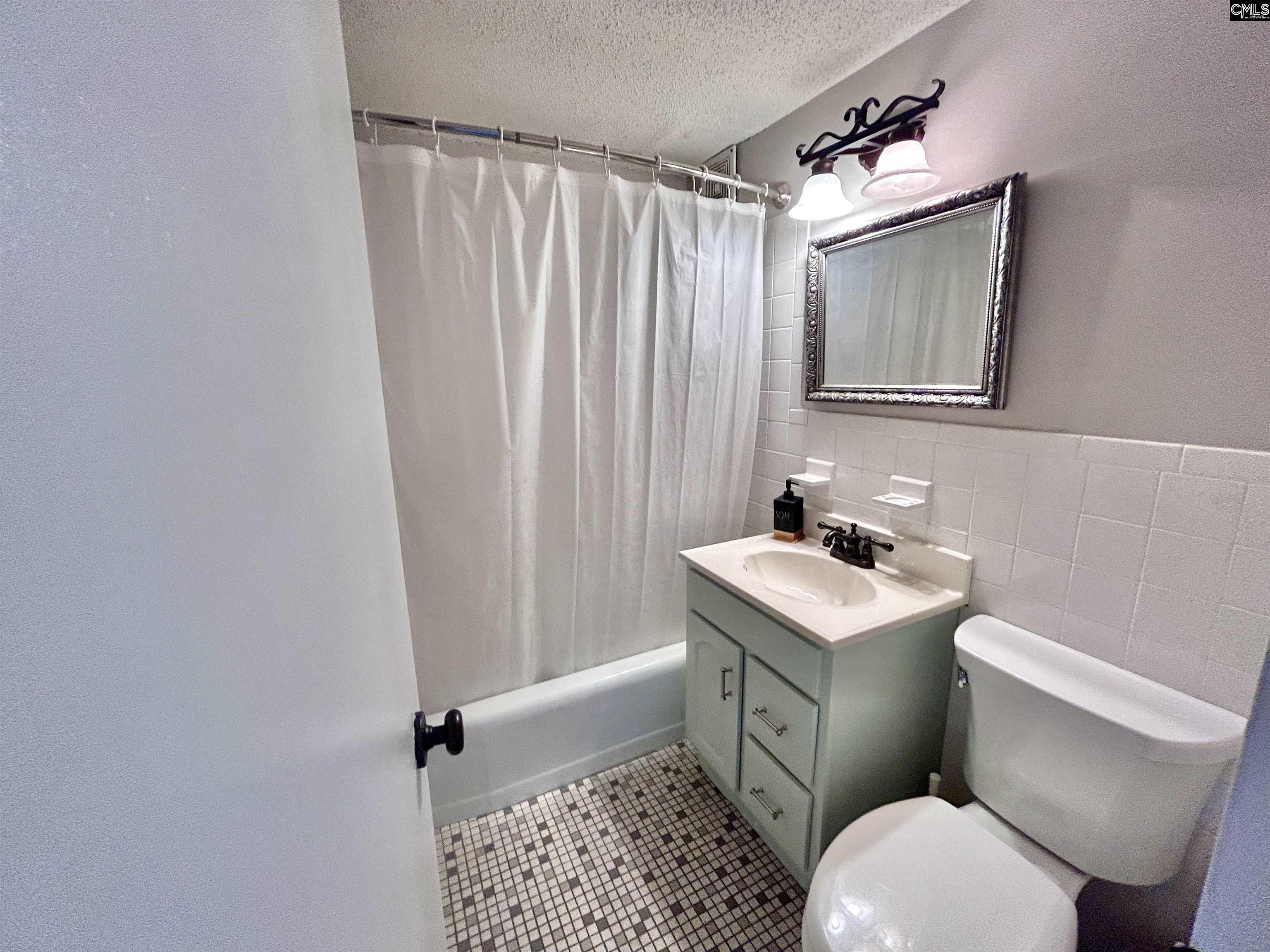 Columbia, South Carolina 29201, United States, 2 Bedrooms Bedrooms, ,1 BathroomBathrooms,Residential,Pending,53583