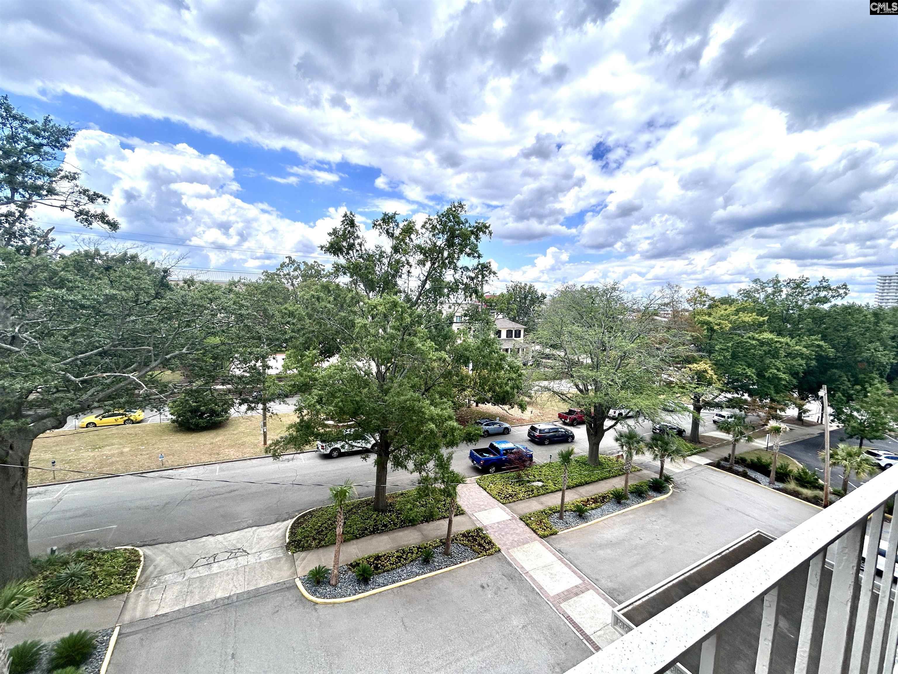 Columbia, South Carolina 29201, United States, 2 Bedrooms Bedrooms, ,1 BathroomBathrooms,Residential,Pending,53583