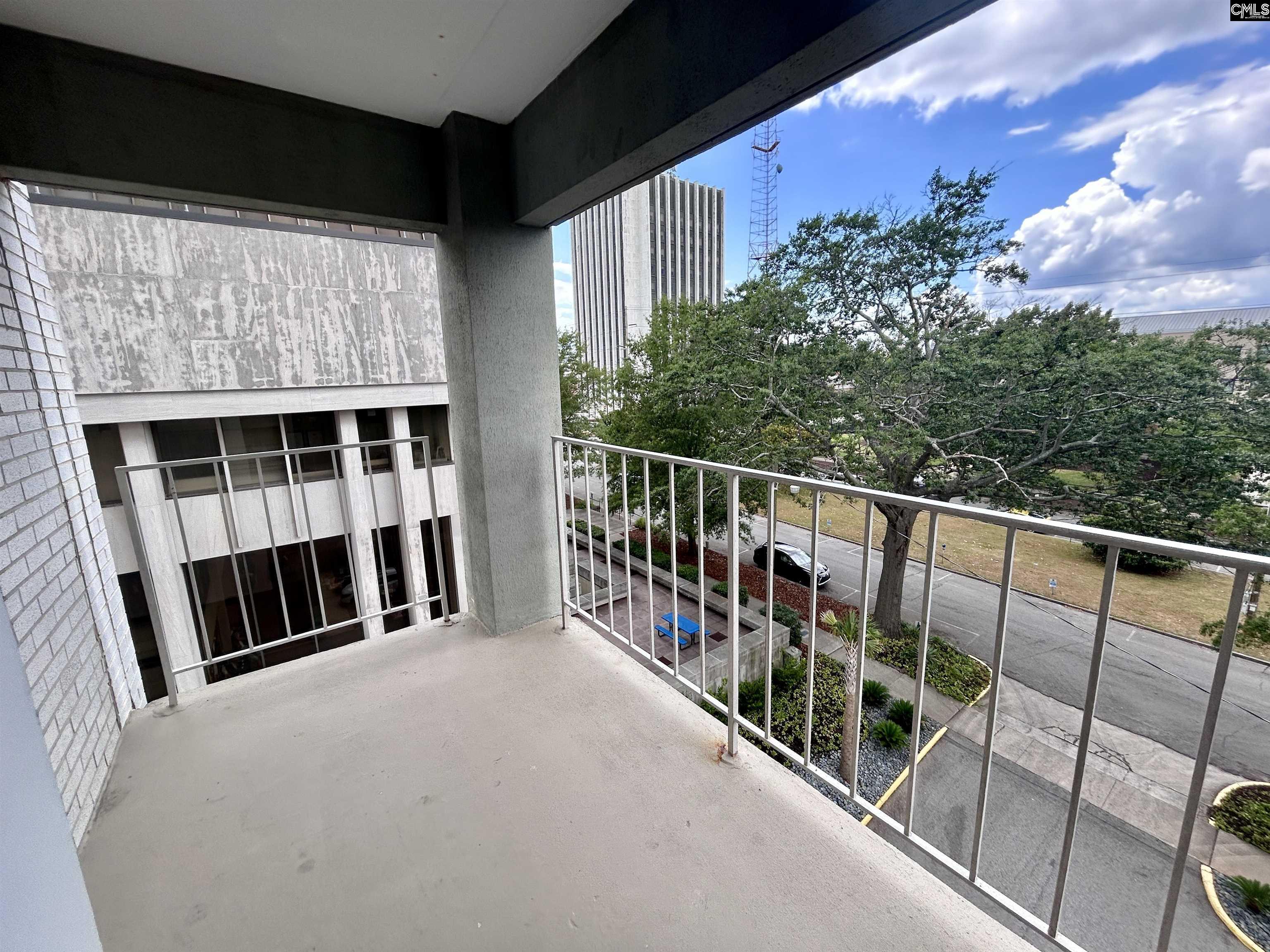 Columbia, South Carolina 29201, United States, 2 Bedrooms Bedrooms, ,1 BathroomBathrooms,Residential,Pending,53583