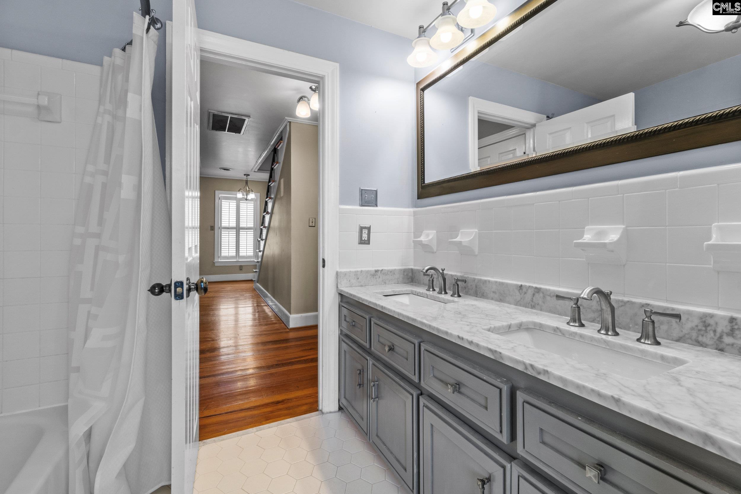 Columbia, South Carolina 29205, United States, 5 Bedrooms Bedrooms, ,4 BathroomsBathrooms,Residential,Active,53262