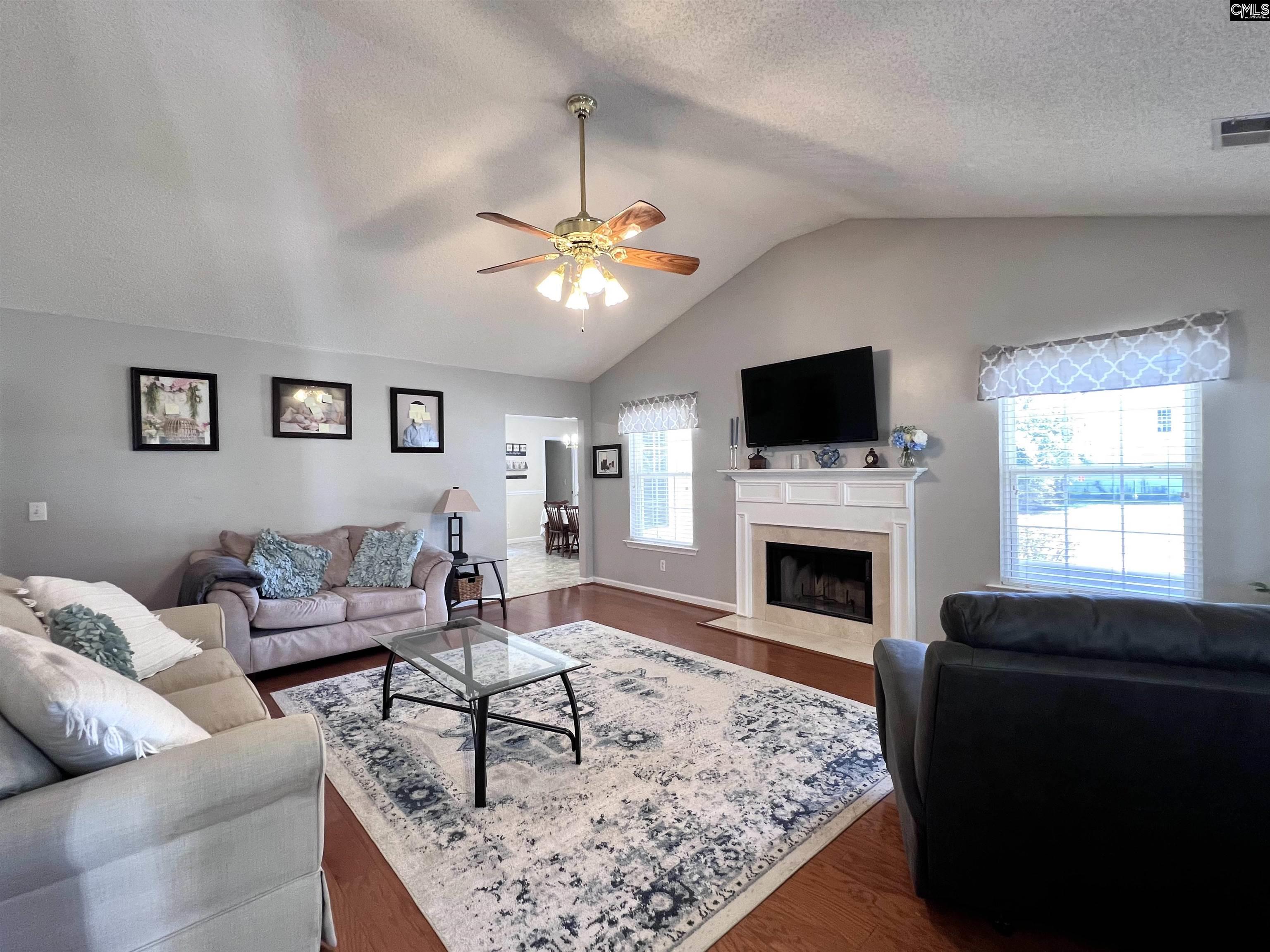 275 Siddington Way