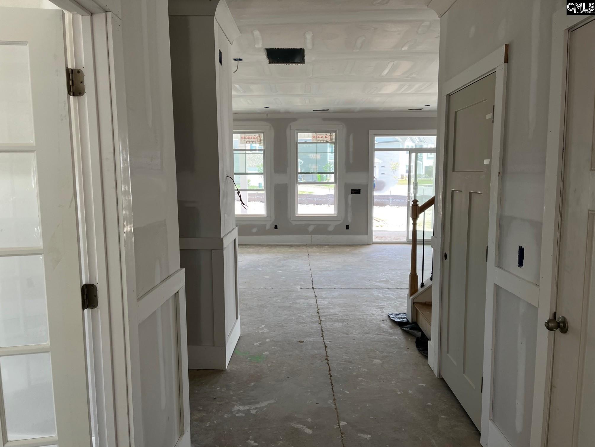 2027 Allan Crest Road