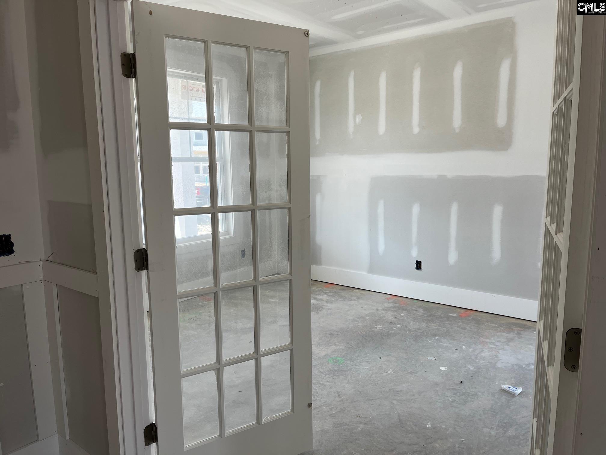 2027 Allan Crest Road