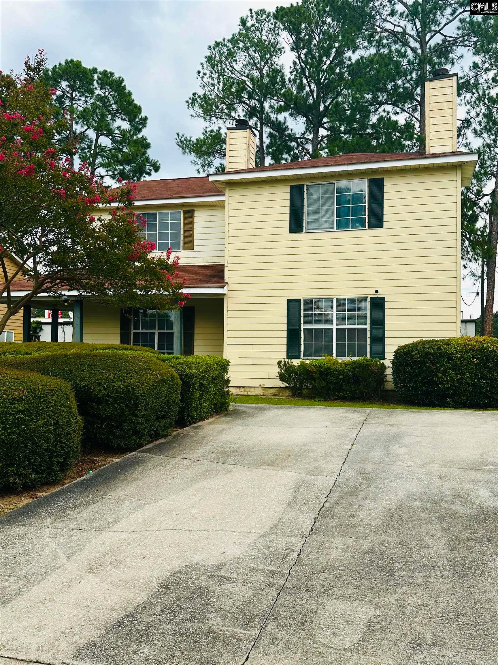 1926 Green Oaks Road Unit B