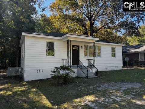 Photo of 338 Bowling Avenue, Columbia, SC 29203 (MLS # 619967) Photo of 338 Bowling Avenue, Columbia, SC 29203 (MLS # 619967)