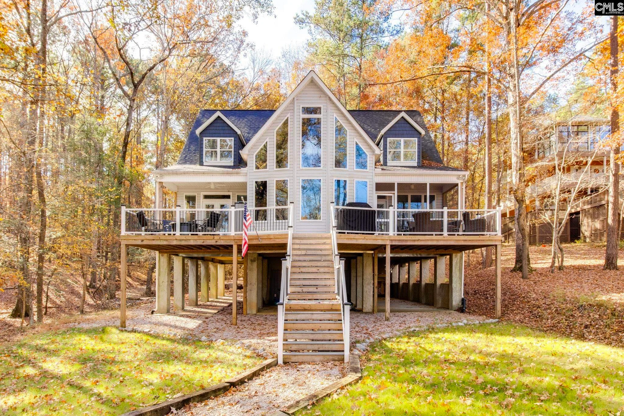 863 Woodside Drive