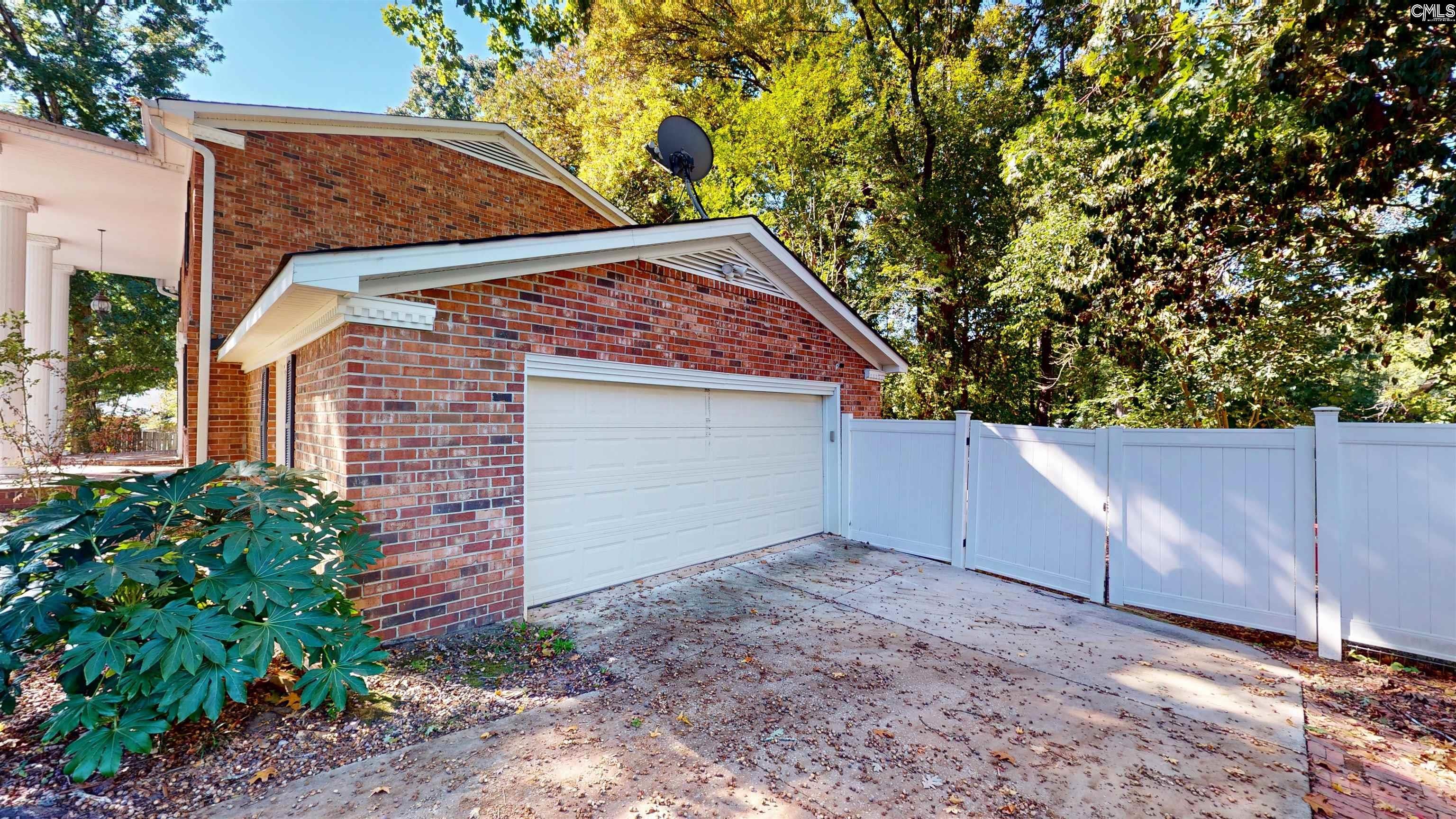 1517 N Woodstream Road