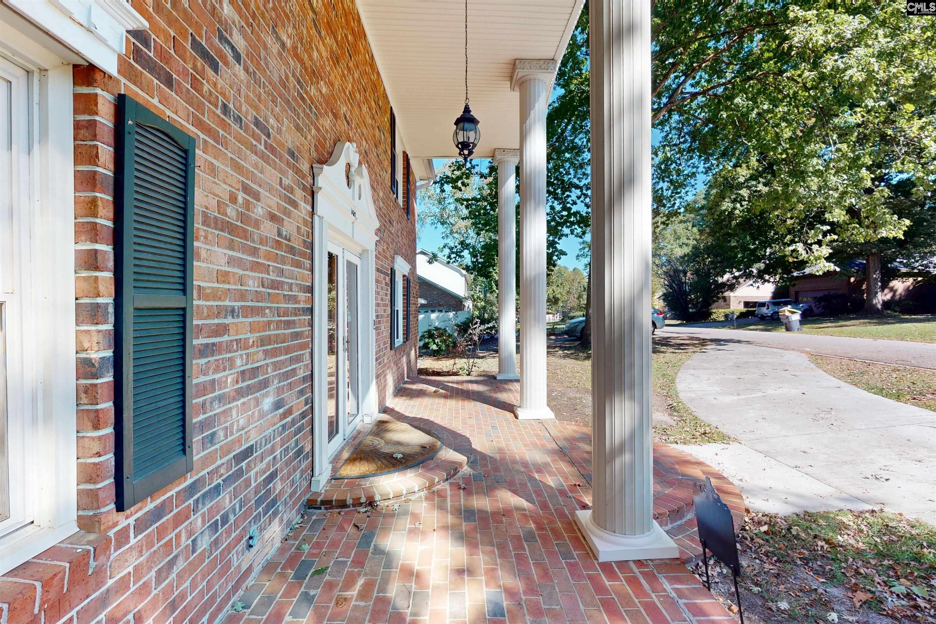 1517 N Woodstream Road