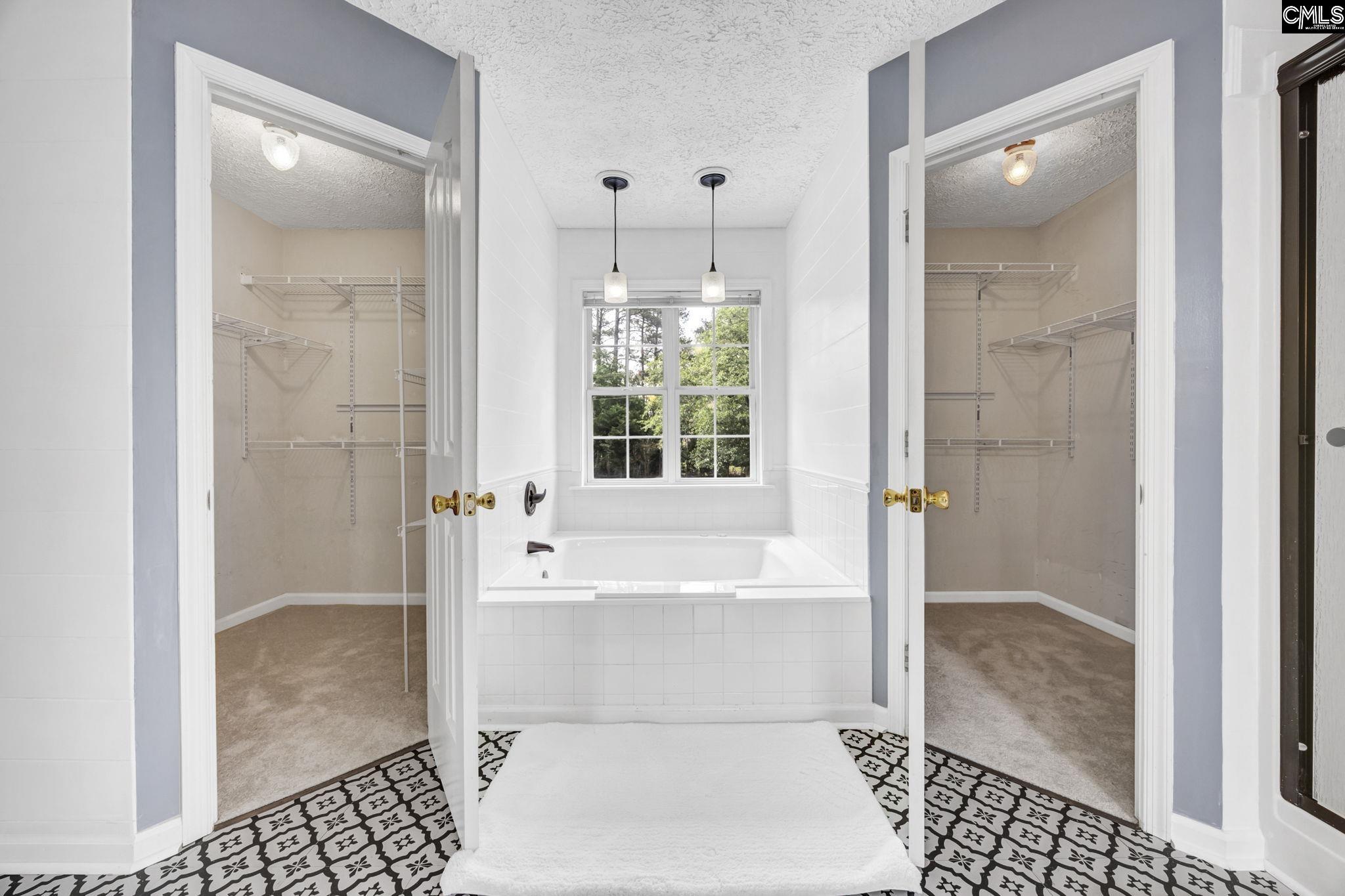 Lexington, South Carolina 29072, United States, 4 Bedrooms Bedrooms, ,3 BathroomsBathrooms,Residential,Pending,114867