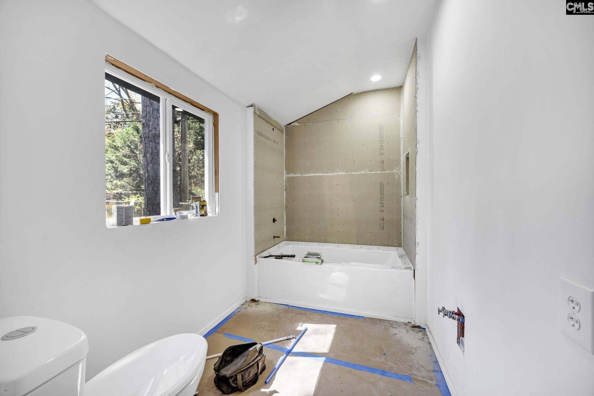 Columbia, South Carolina 29205, United States, 3 Bedrooms Bedrooms, ,2 BathroomsBathrooms,Residential,Pending,96928