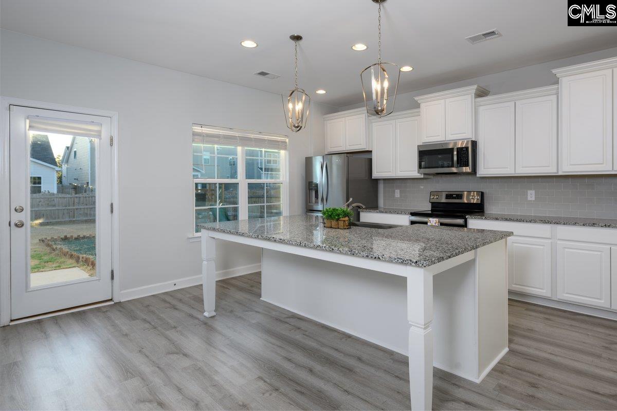 Elgin, South Carolina 29045, United States, 5 Bedrooms Bedrooms, ,3 BathroomsBathrooms,Residential,Active,2214