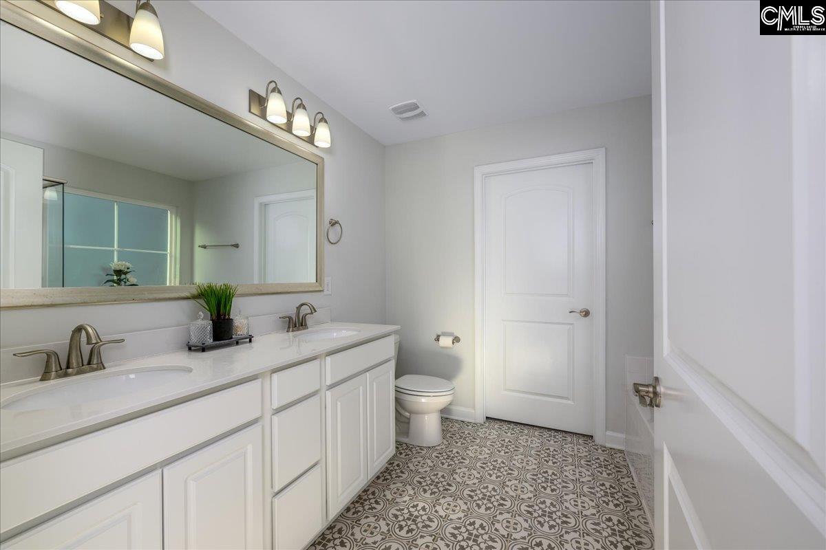 Elgin, South Carolina 29045, United States, 5 Bedrooms Bedrooms, ,3 BathroomsBathrooms,Residential,Active,2214