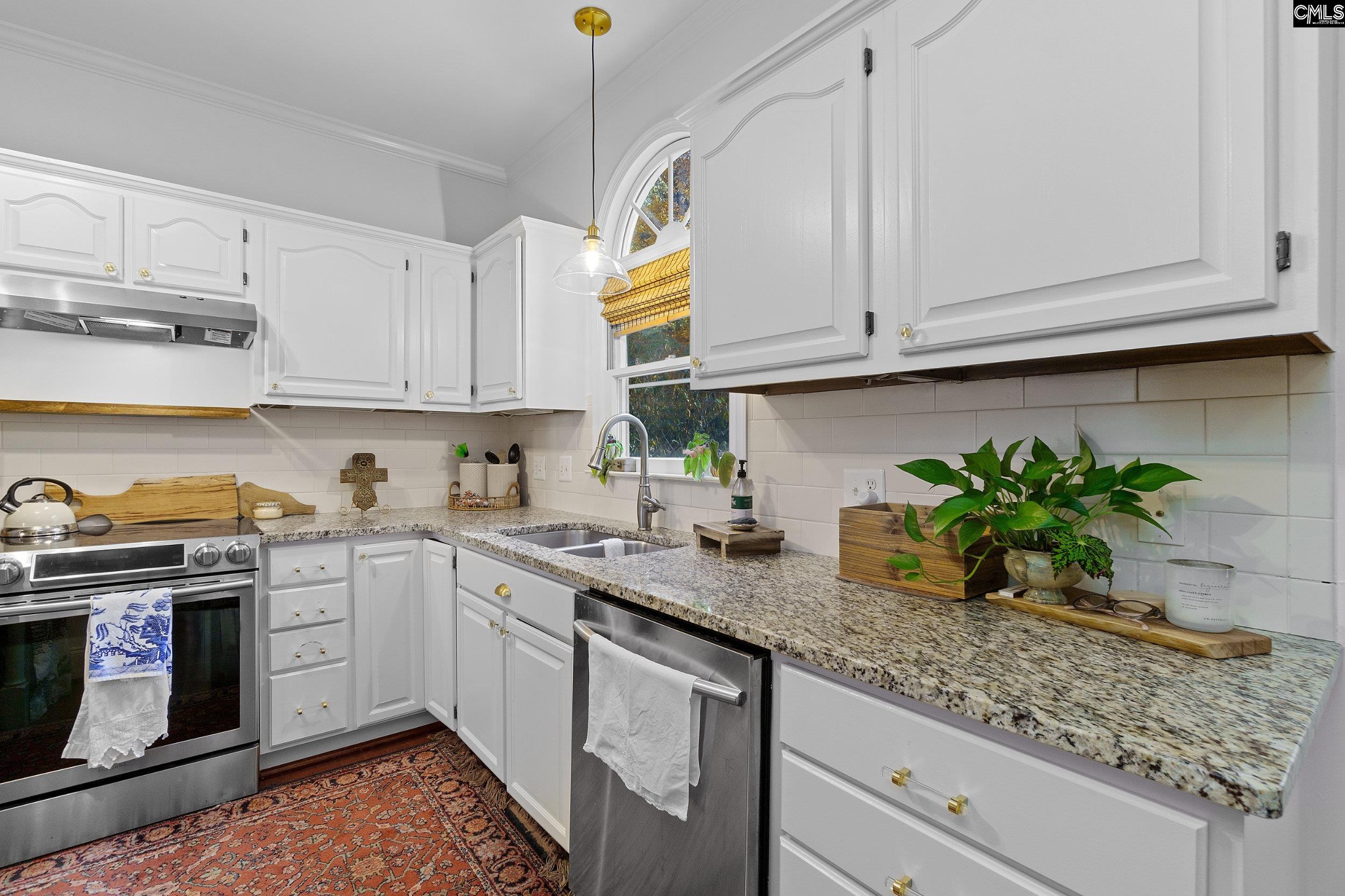 Columbia, South Carolina 29209, United States, 5 Bedrooms Bedrooms, ,4 BathroomsBathrooms,Residential,Active,244182