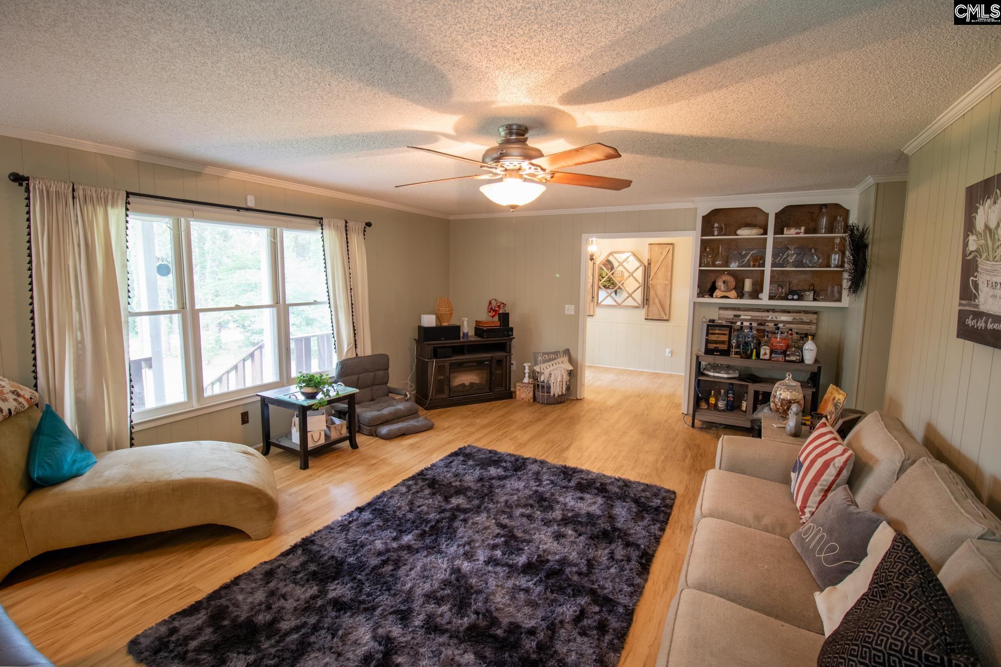 125 Robin Forest Drive - Photo 2