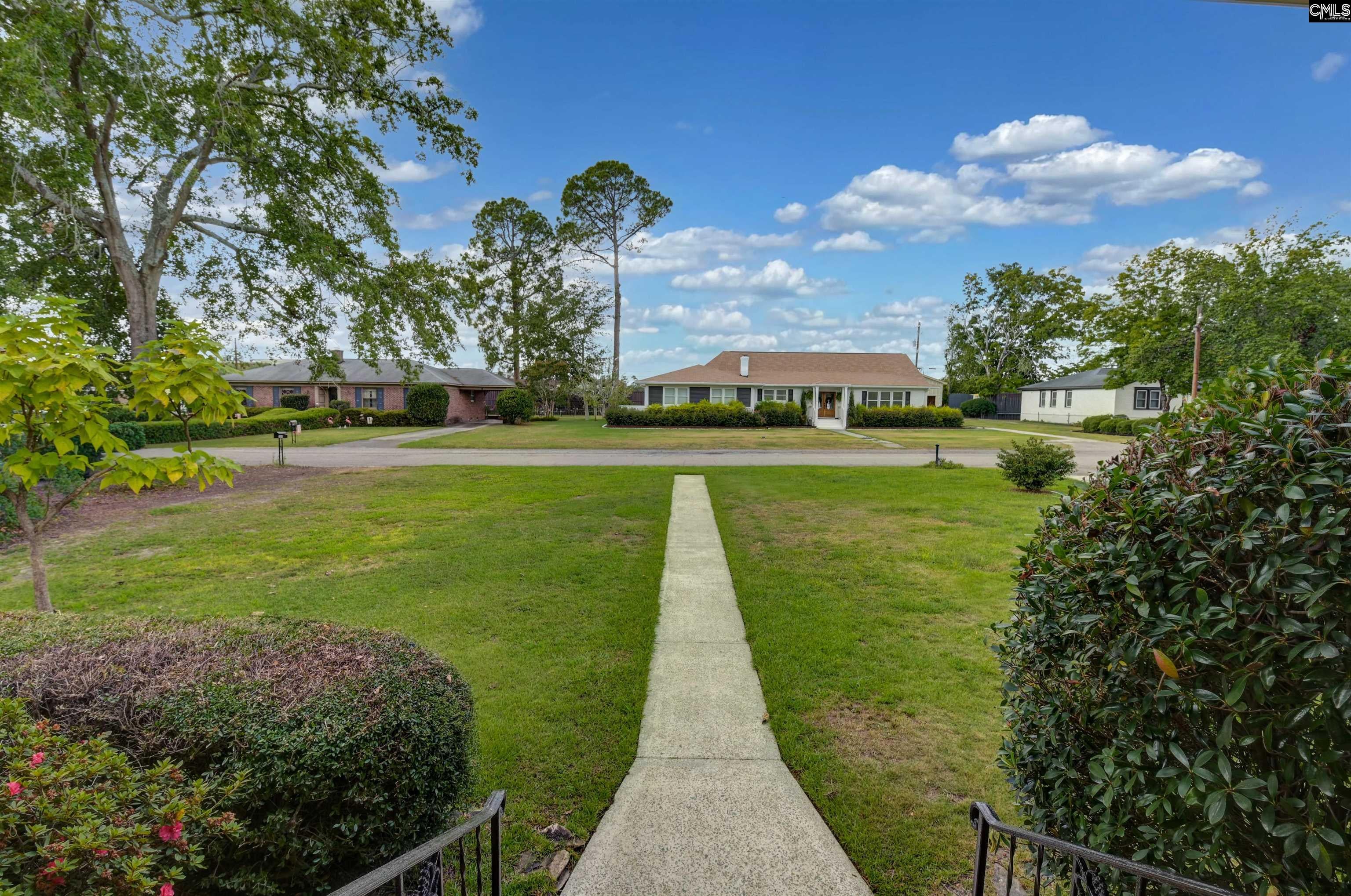 1312 Hummingbird Drive