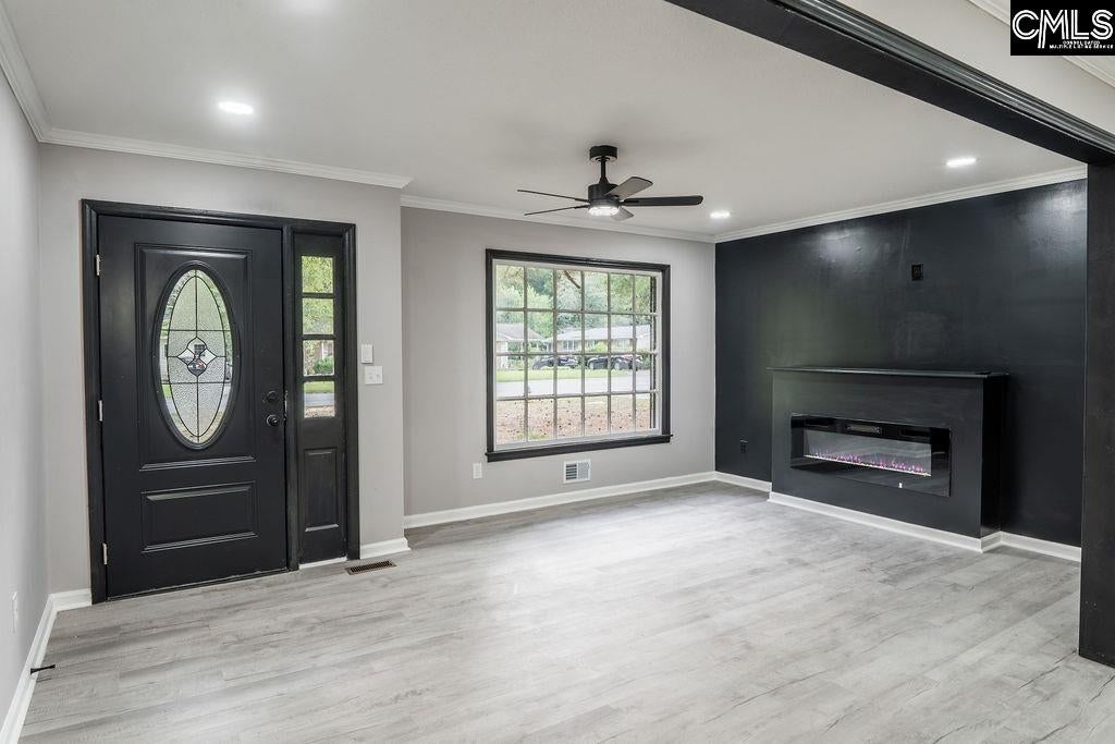 2037 Windsor Drive - Photo 3