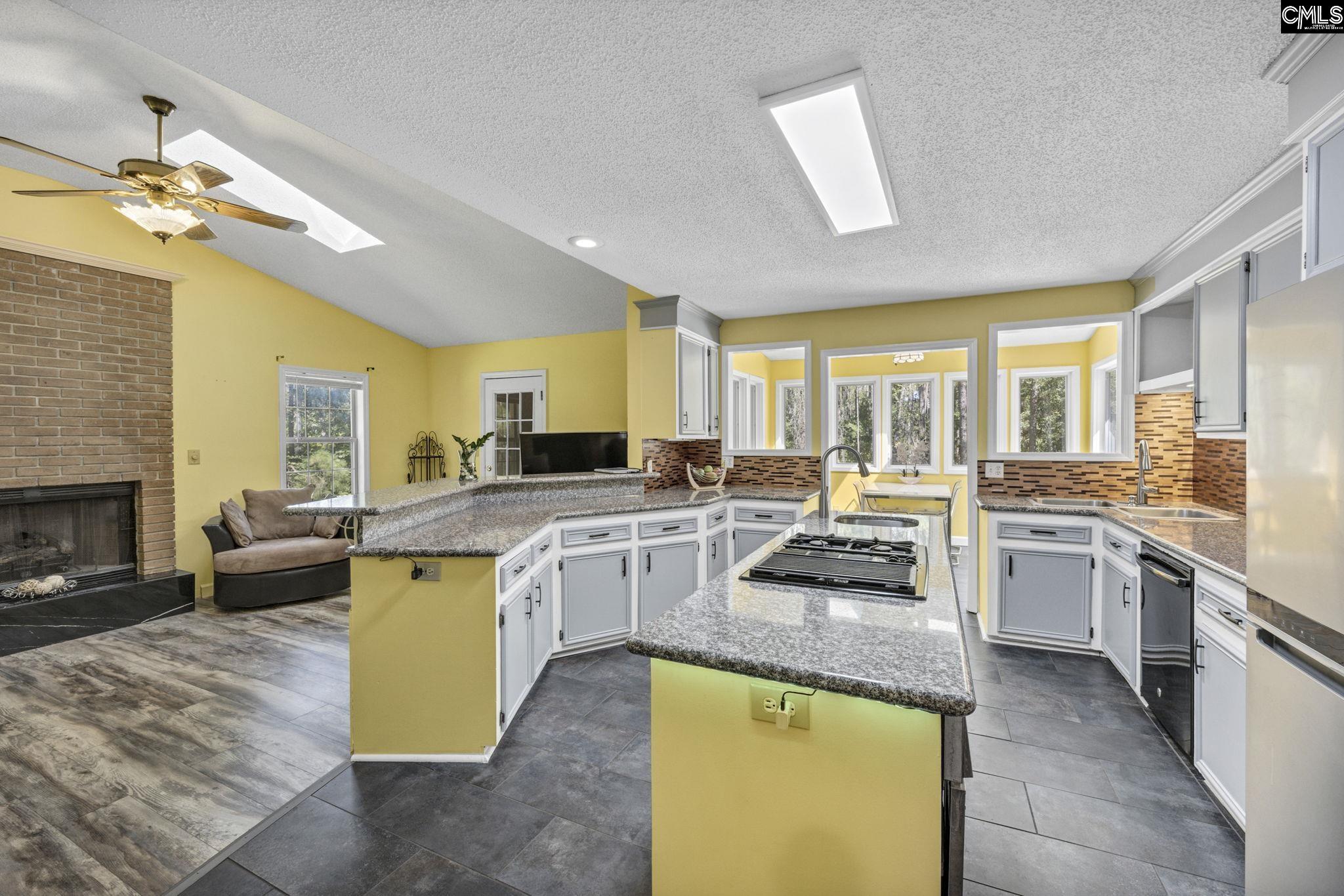 Elgin, South Carolina 29045, United States, 5 Bedrooms Bedrooms, ,4 BathroomsBathrooms,Residential,Active,201065