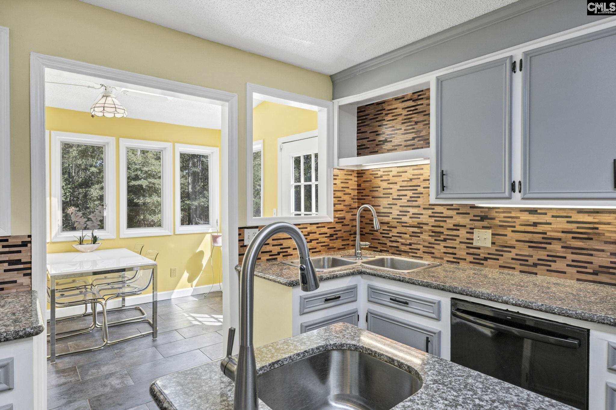 Elgin, South Carolina 29045, United States, 5 Bedrooms Bedrooms, ,4 BathroomsBathrooms,Residential,Active,201065