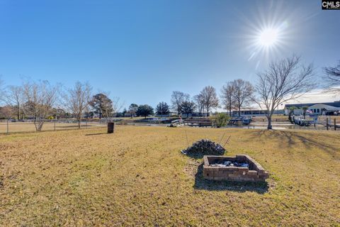 A home in Summerton