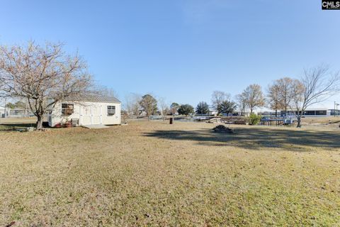 A home in Summerton