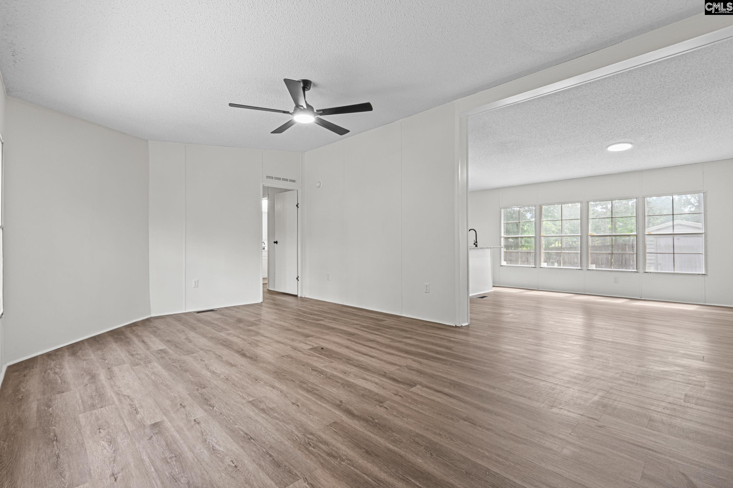 697 Ellene Street - Photo 4