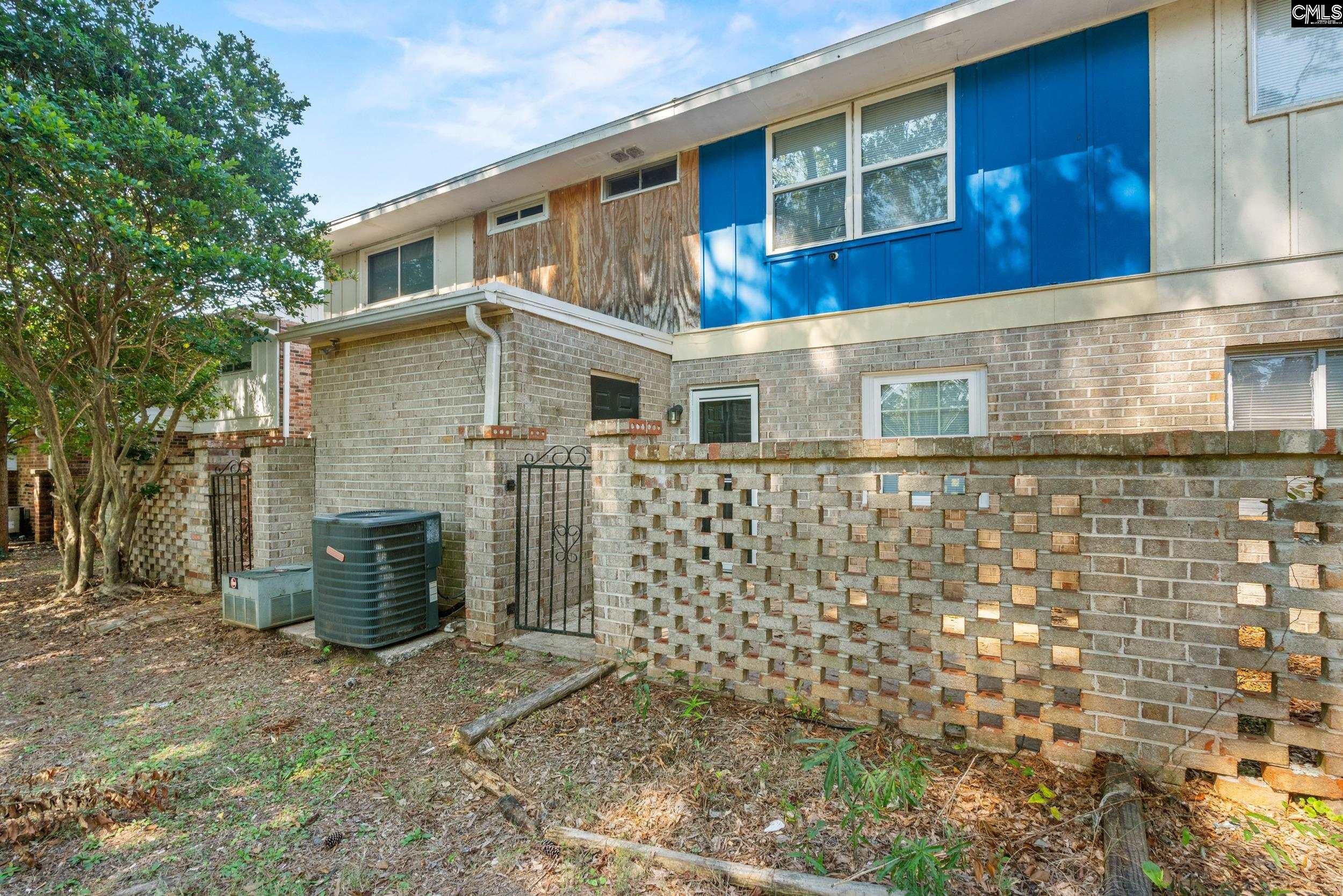 1220 Grove Park Lane