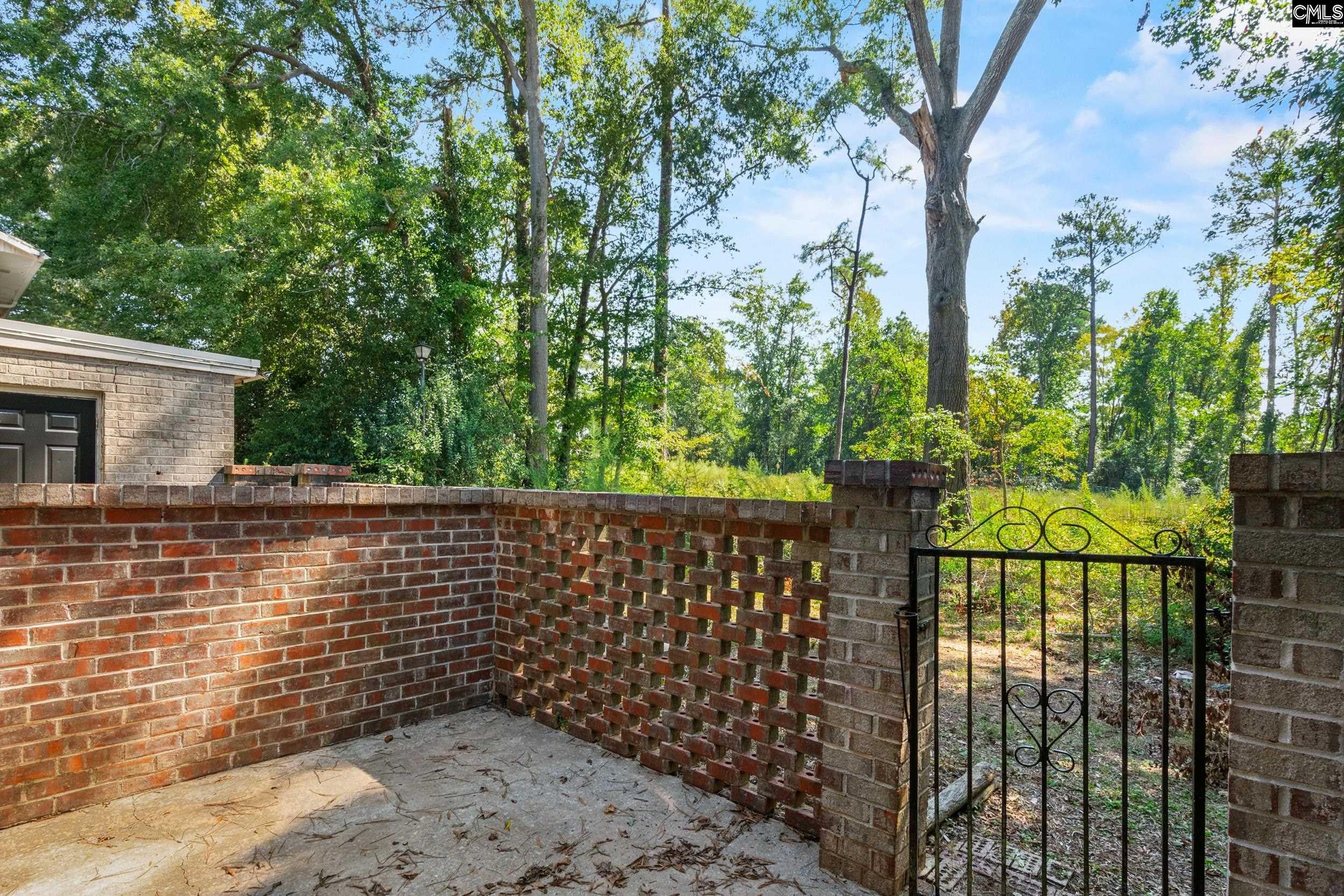 1220 Grove Park Lane