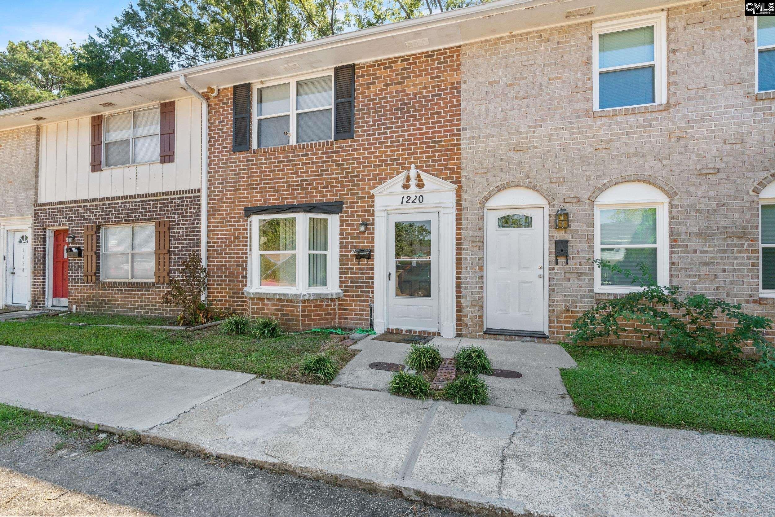 1220 Grove Park Lane