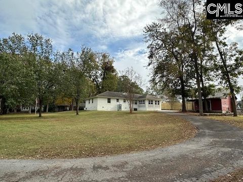 A home in Newberry