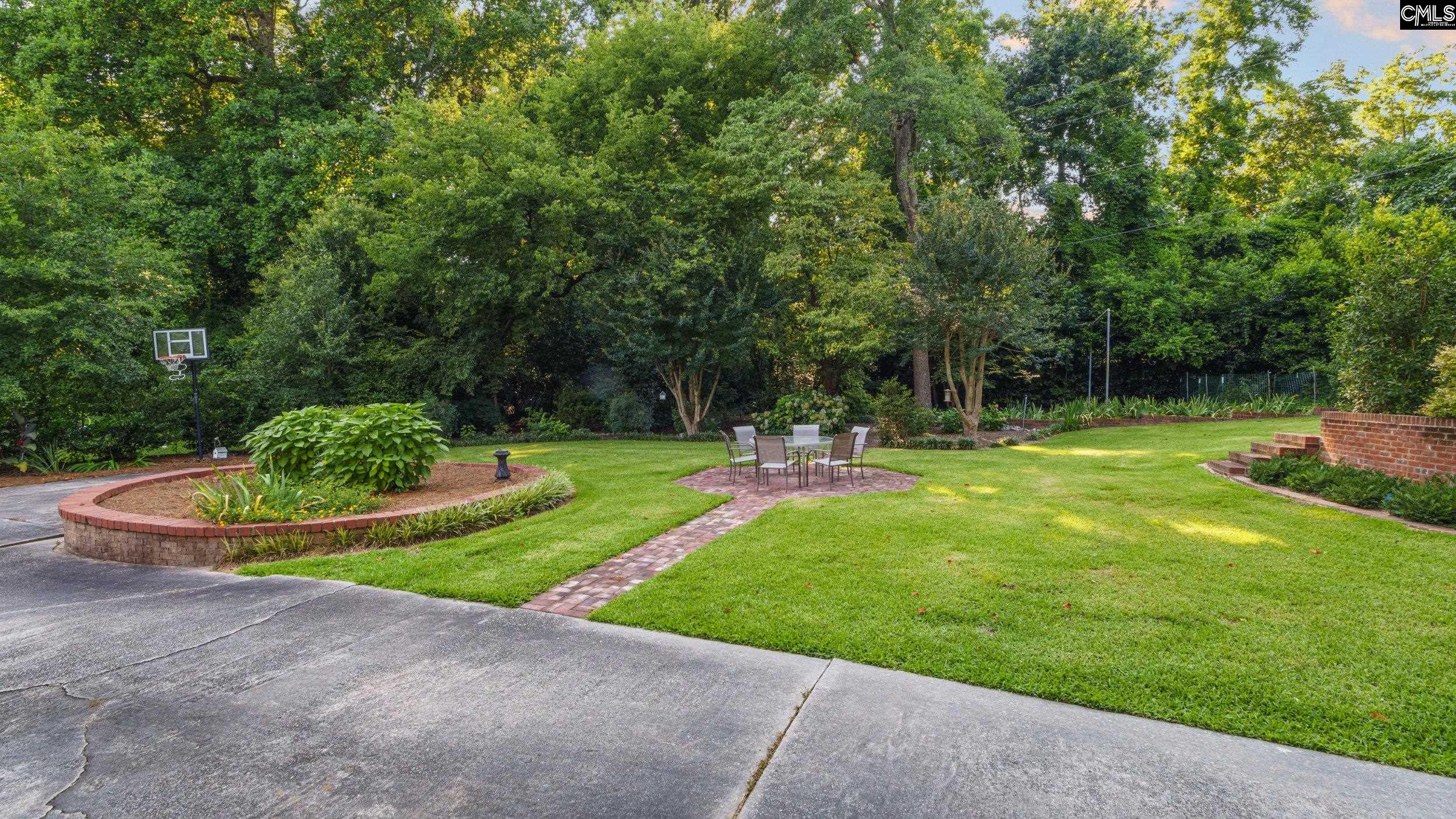 Columbia, South Carolina 29204, United States, 5 Bedrooms Bedrooms, ,3 BathroomsBathrooms,Residential,Pending,45027