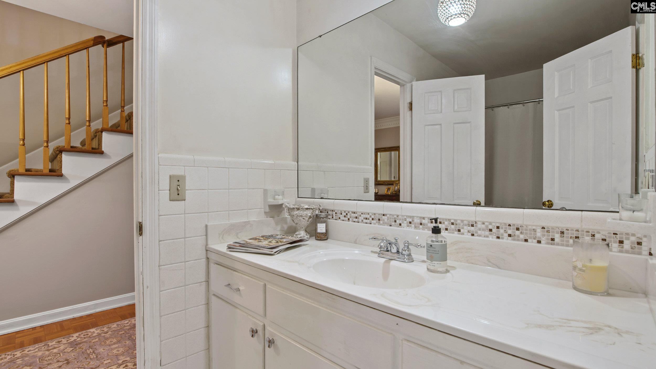 Columbia, South Carolina 29204, United States, 5 Bedrooms Bedrooms, ,3 BathroomsBathrooms,Residential,Pending,45027