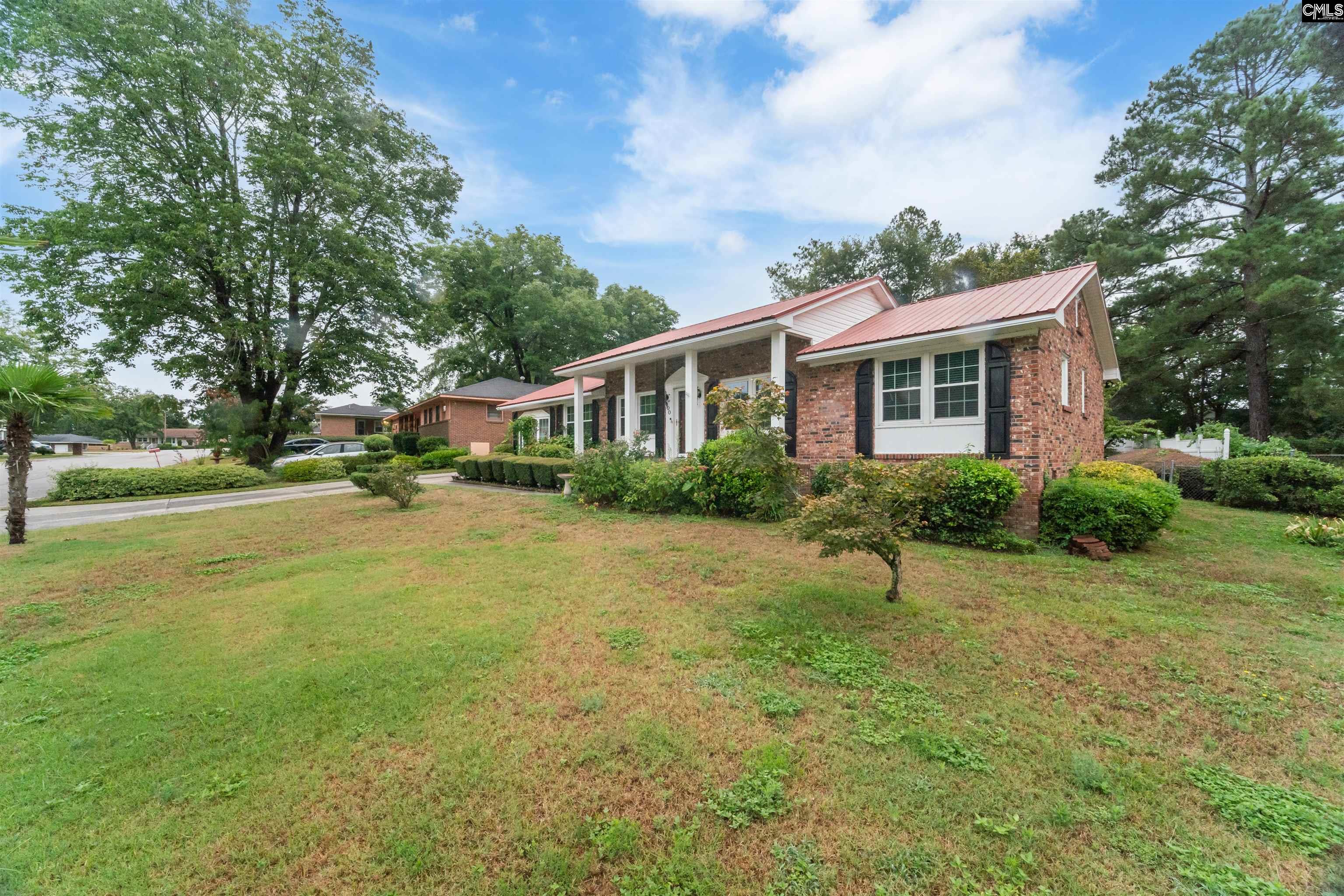 900 Danbury Drive