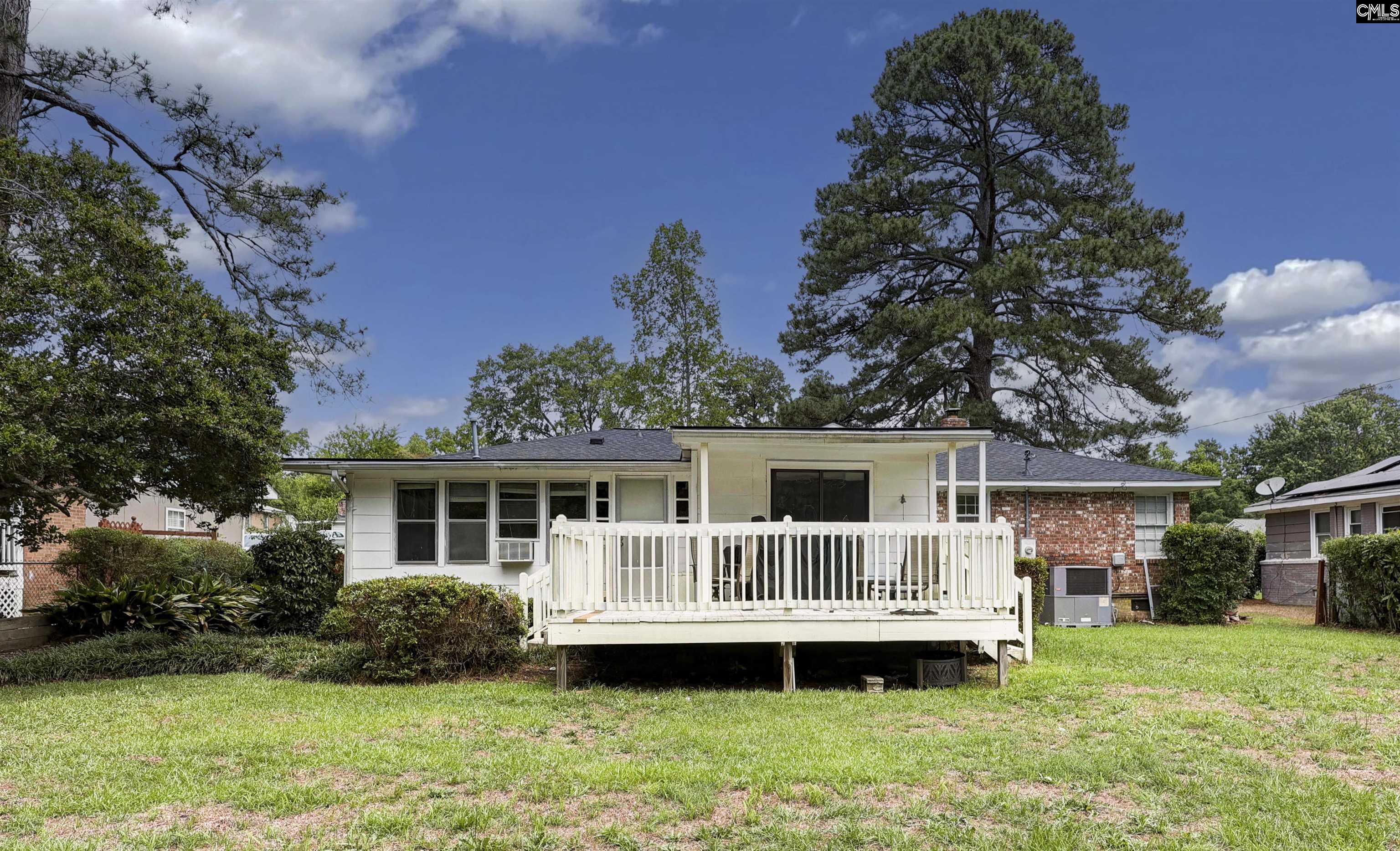 1622 Crestview Avenue - Photo 3
