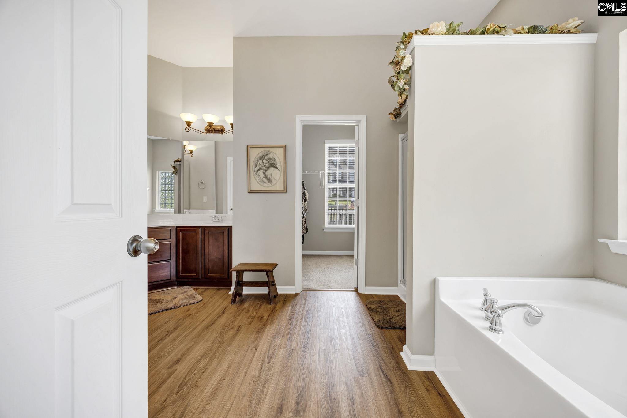 Lexington, South Carolina 29072, United States, 5 Bedrooms Bedrooms, ,4 BathroomsBathrooms,Residential,Active,158964