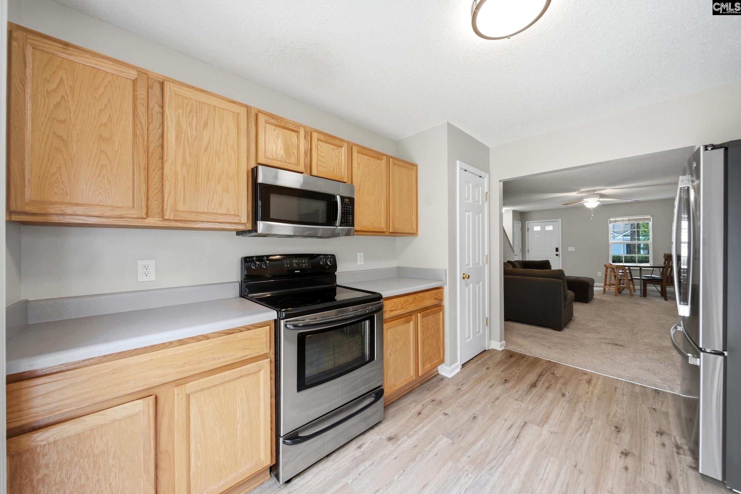 317 Denman Loop