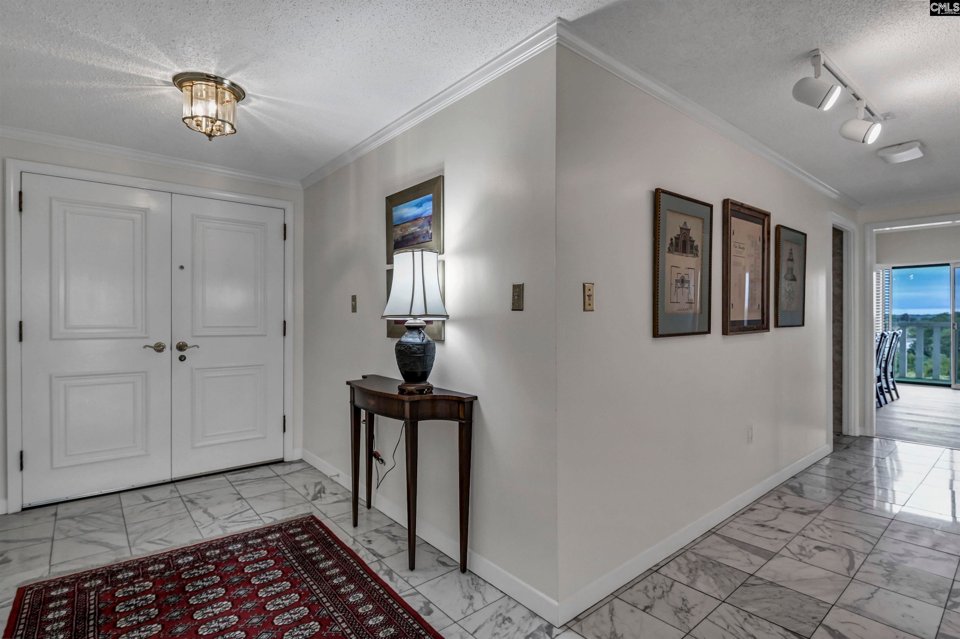 1829 Senate Street 5A