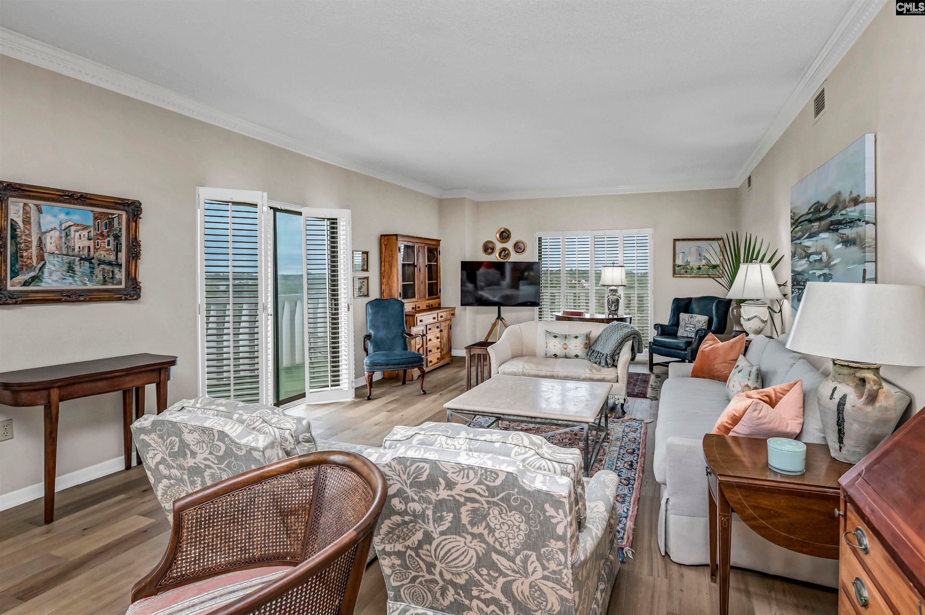 1829 Senate Street 5A