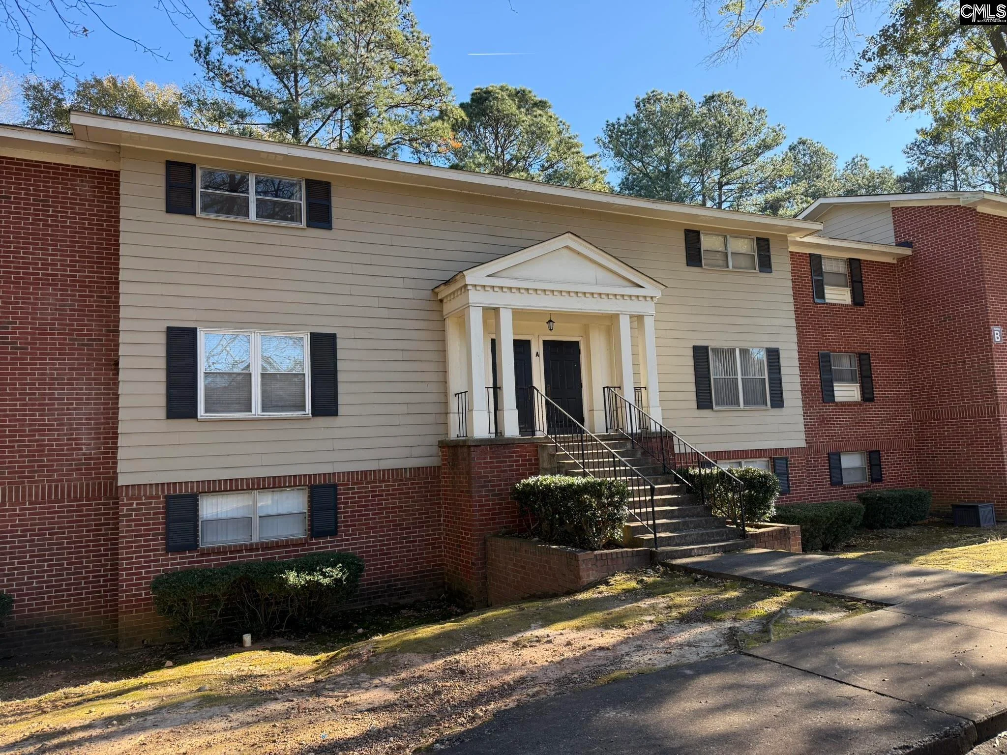 601 Riverhill Circle Unit A-5