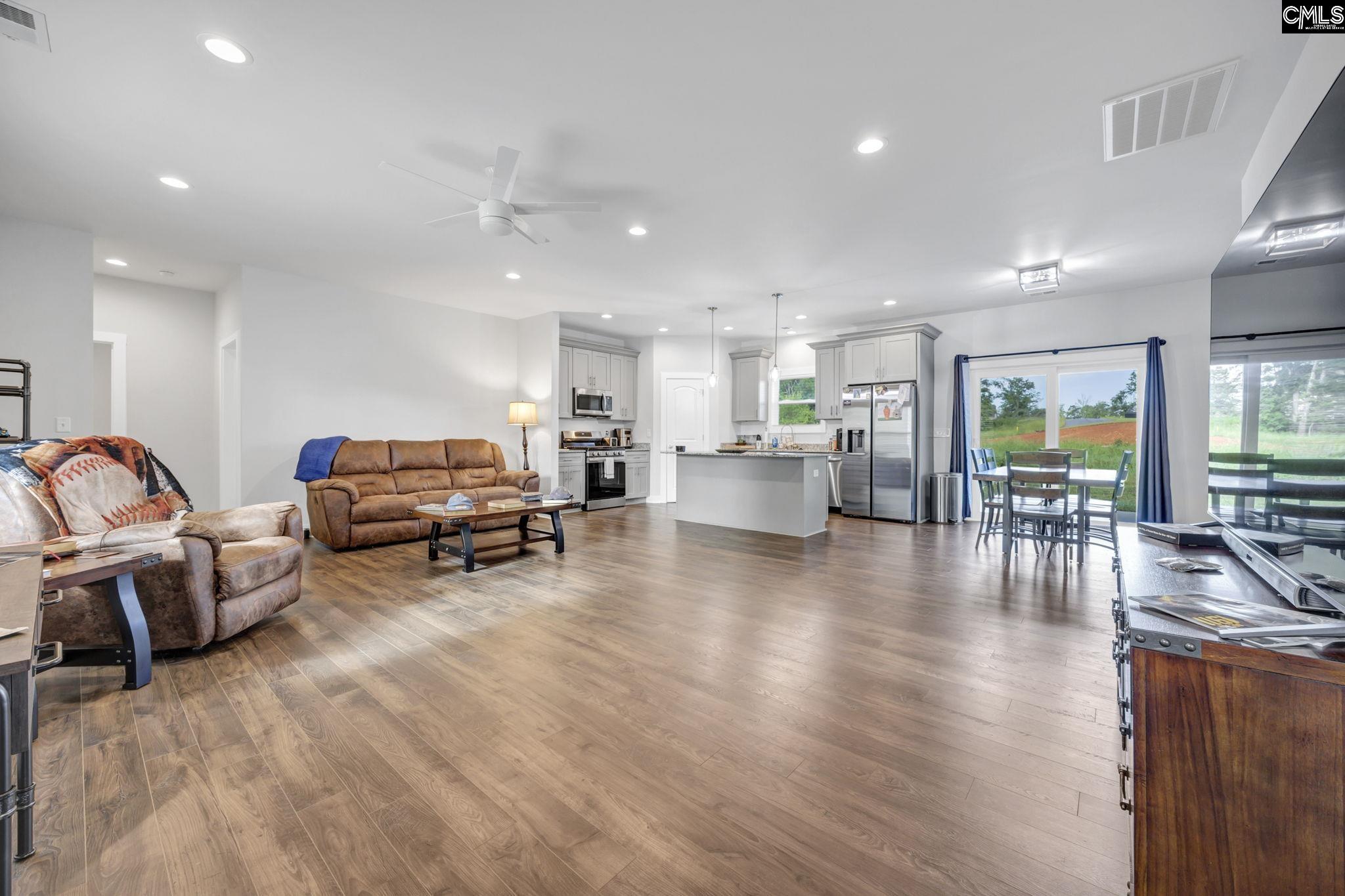 Prosperity, South Carolina 29127, United States, 3 Bedrooms Bedrooms, ,3 BathroomsBathrooms,Residential,Active,164974