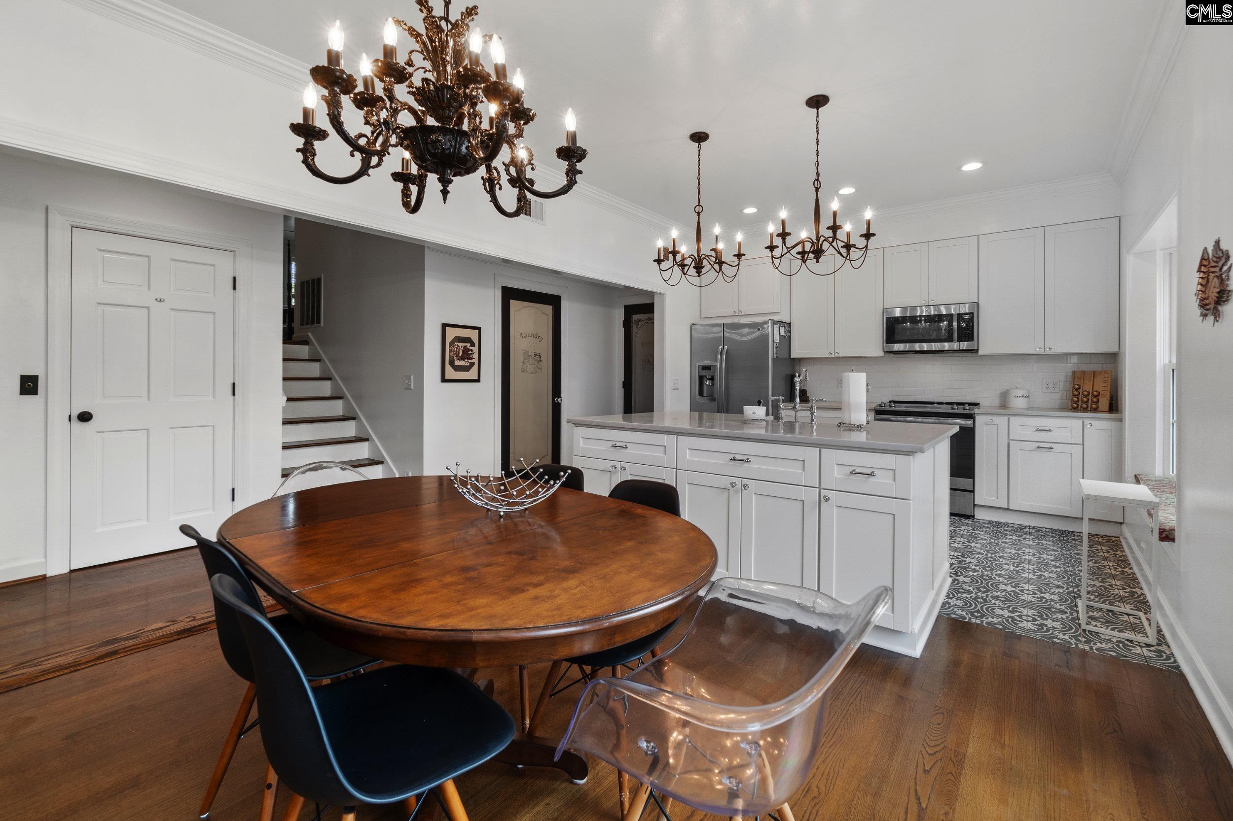 Columbia, South Carolina 29201, United States, 3 Bedrooms Bedrooms, ,4 BathroomsBathrooms,Residential,Pending,42909