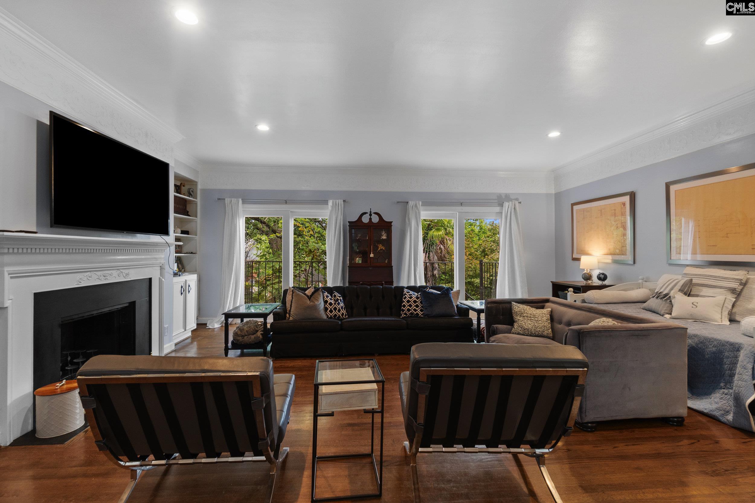 Columbia, South Carolina 29201, United States, 3 Bedrooms Bedrooms, ,4 BathroomsBathrooms,Residential,Pending,42909