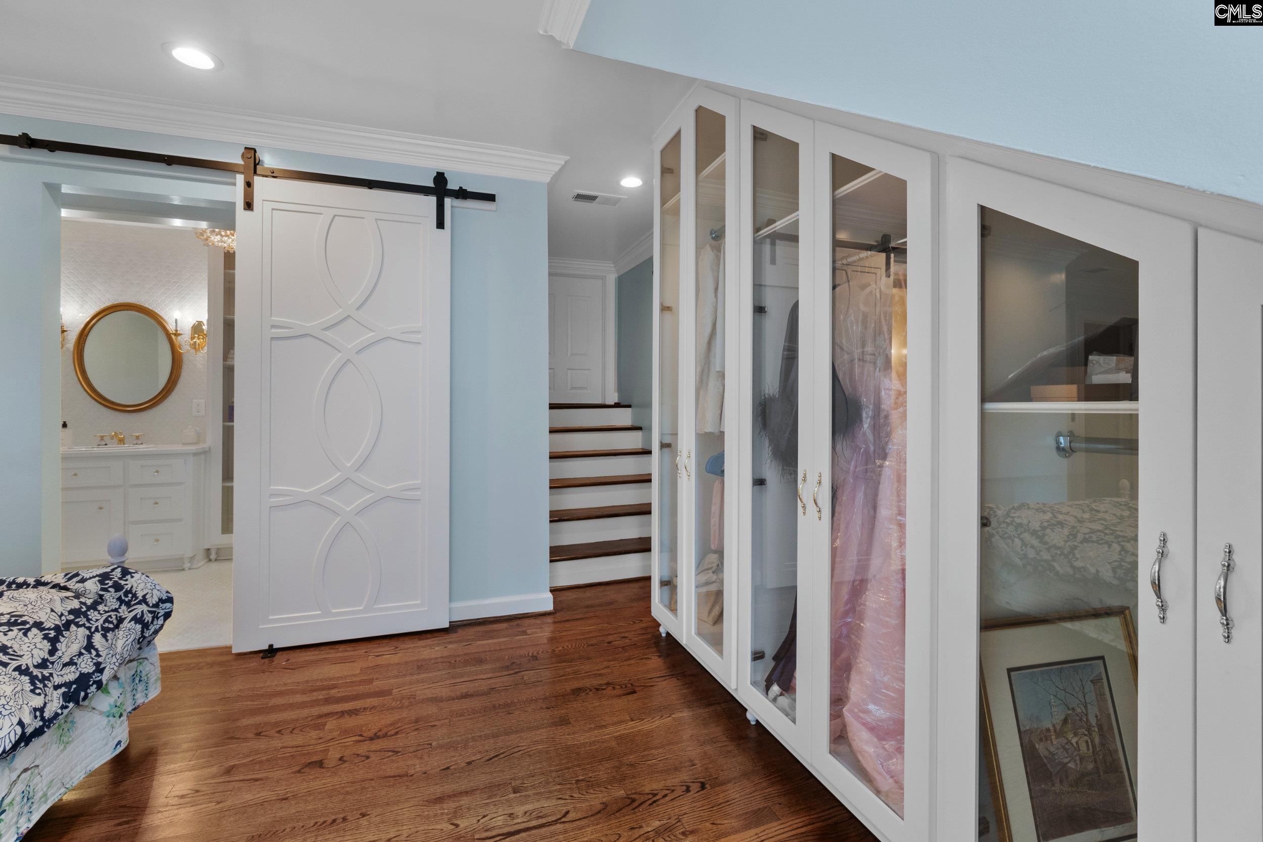 Columbia, South Carolina 29201, United States, 3 Bedrooms Bedrooms, ,4 BathroomsBathrooms,Residential,Pending,42909