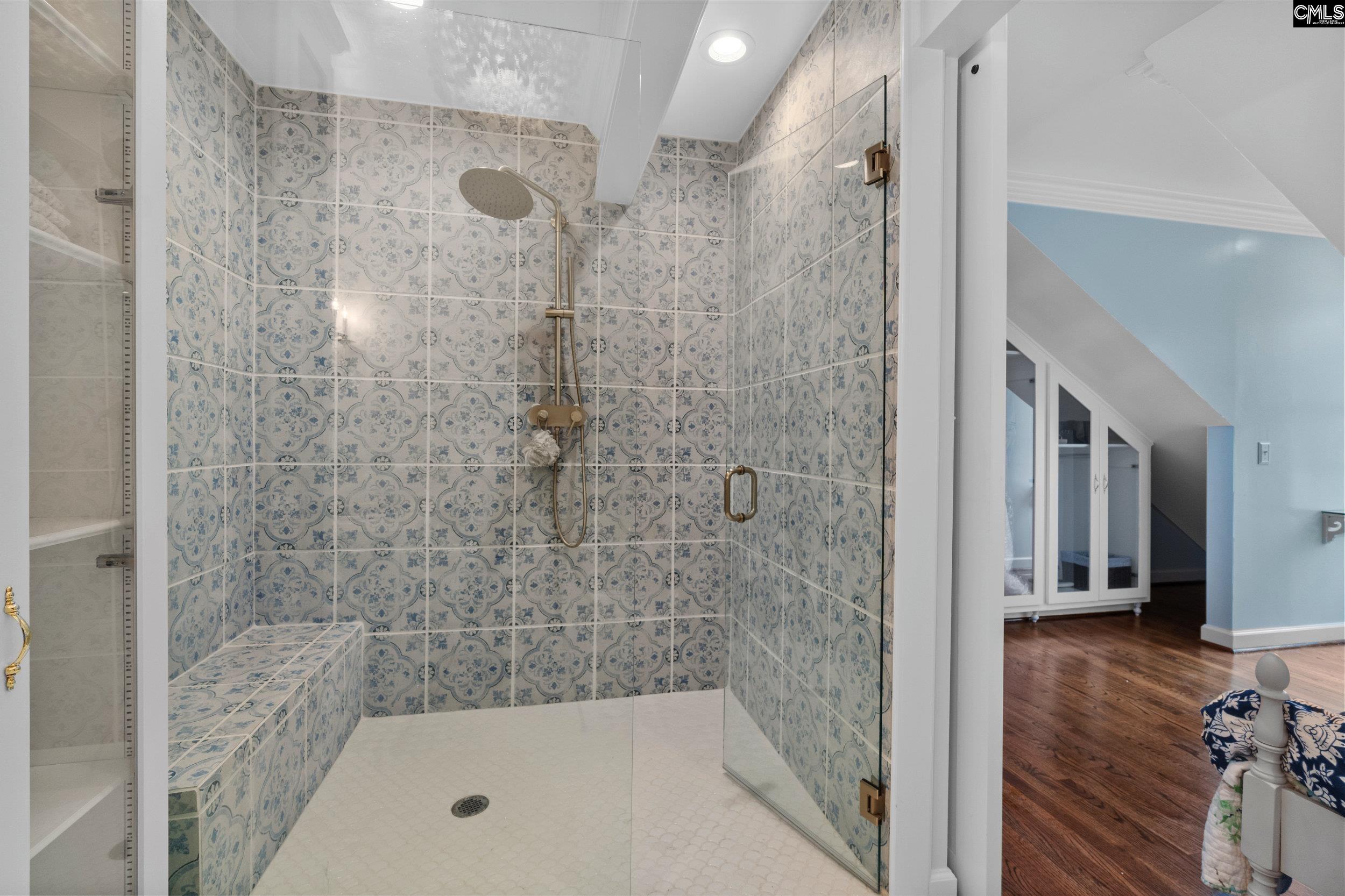 Columbia, South Carolina 29201, United States, 3 Bedrooms Bedrooms, ,4 BathroomsBathrooms,Residential,Pending,42909