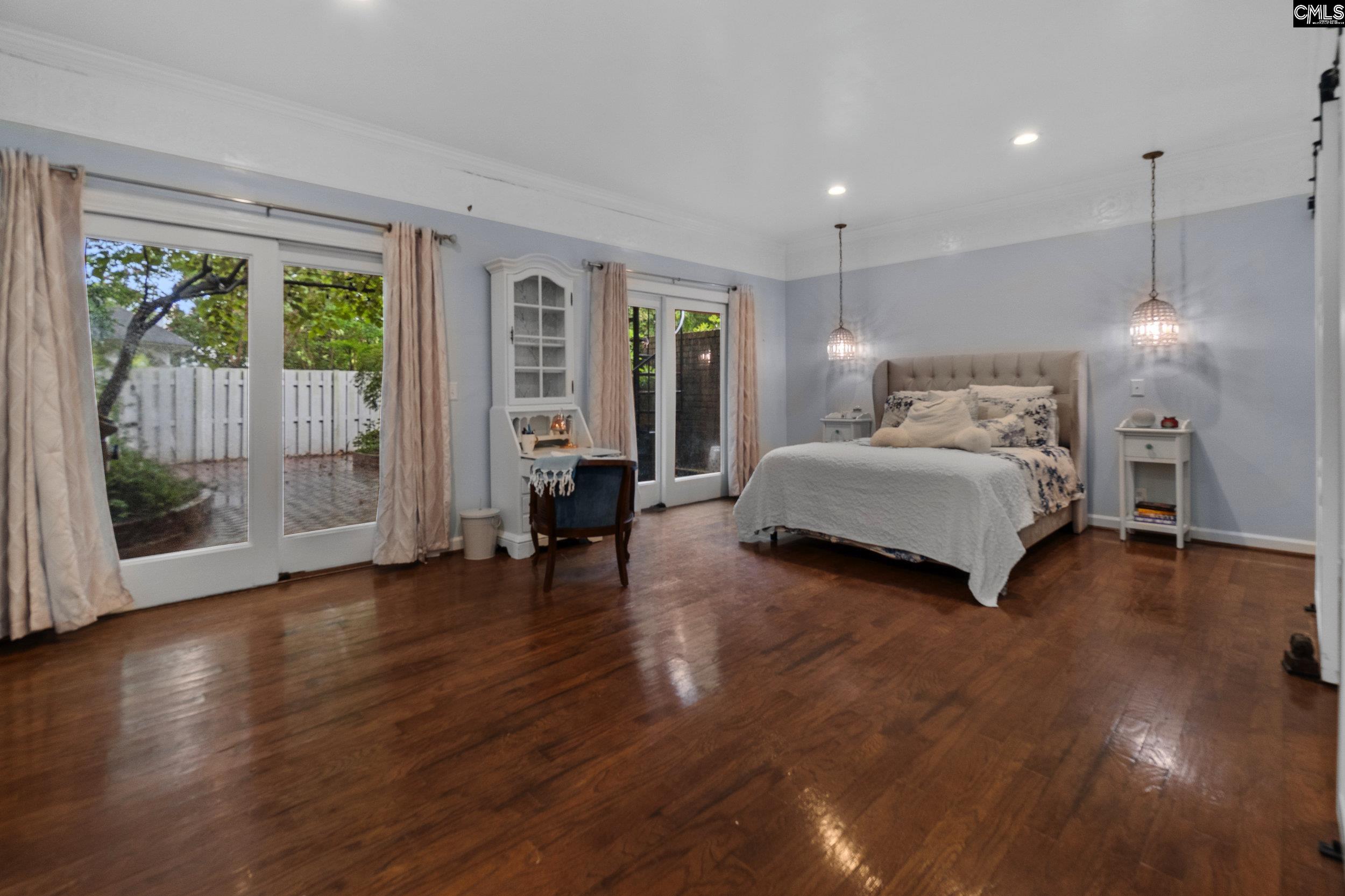 Columbia, South Carolina 29201, United States, 3 Bedrooms Bedrooms, ,4 BathroomsBathrooms,Residential,Pending,42909